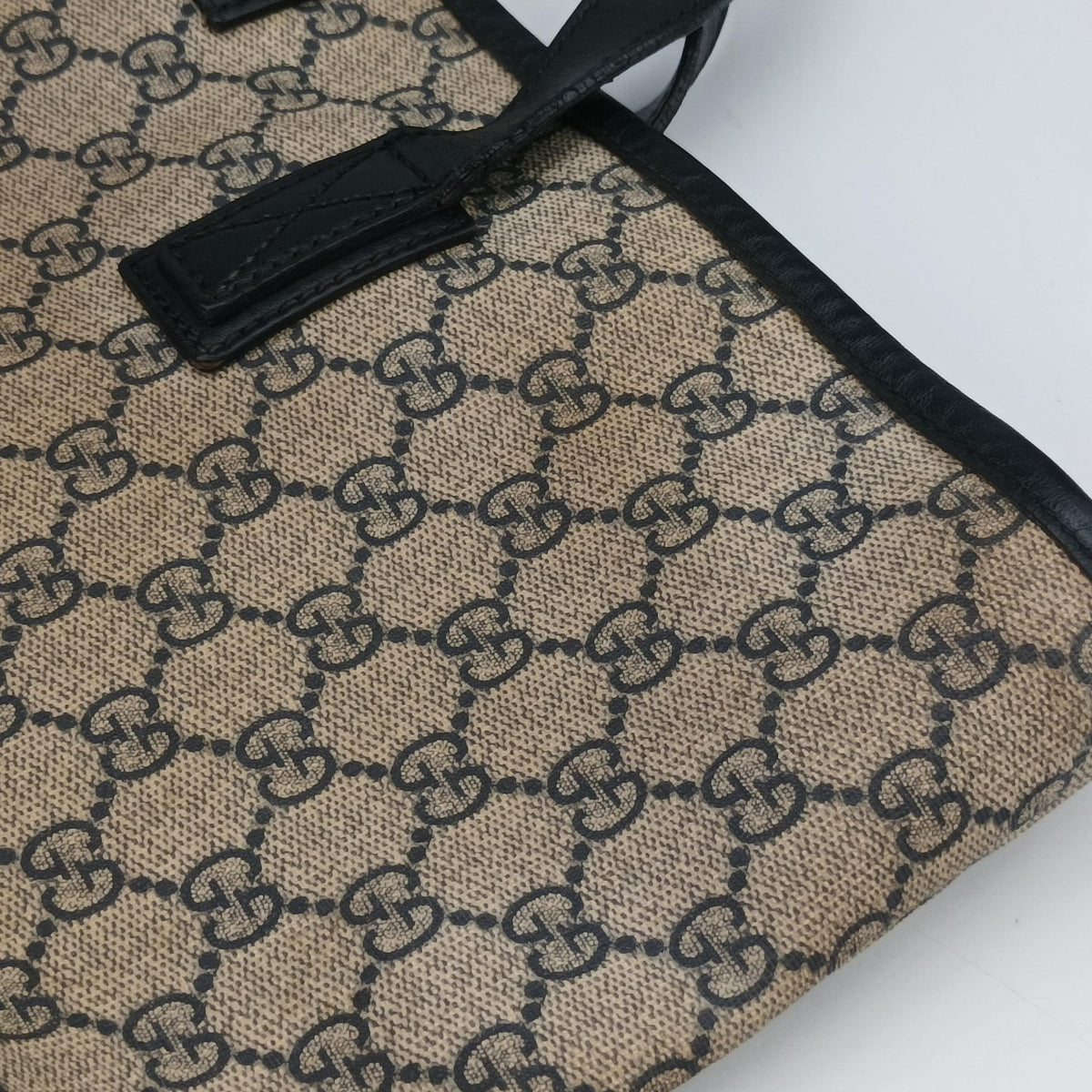 Pre-owned Gucci GG Supreme Brown×Navy PVC coated canvas×Leather 211137 shoulderbag | stylenewstar