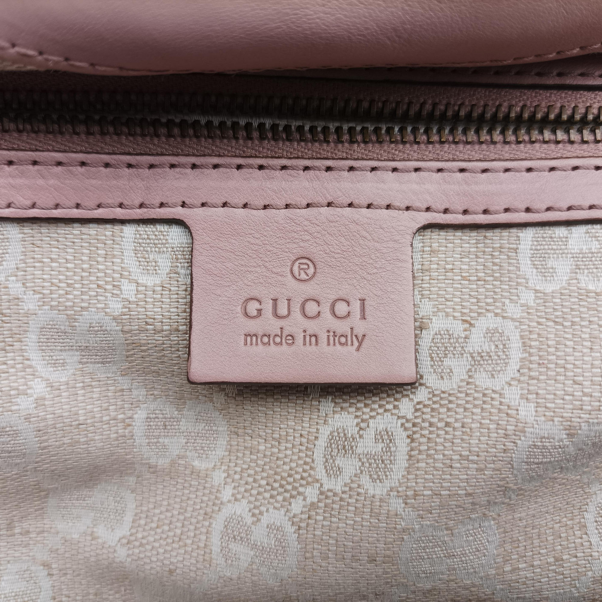 Vintage Gucci Soft Stirrup Pink Leather 296856 handbag | stylenewstar