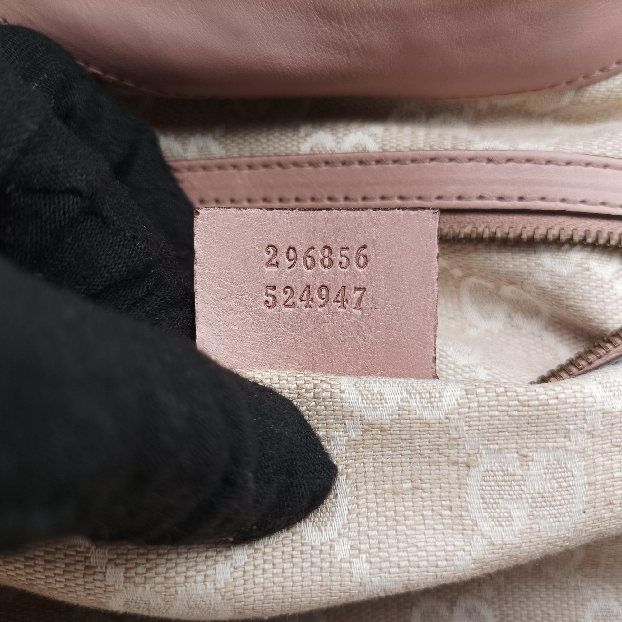 Vintage Gucci Soft Stirrup Pink Leather 296856 handbag | stylenewstar