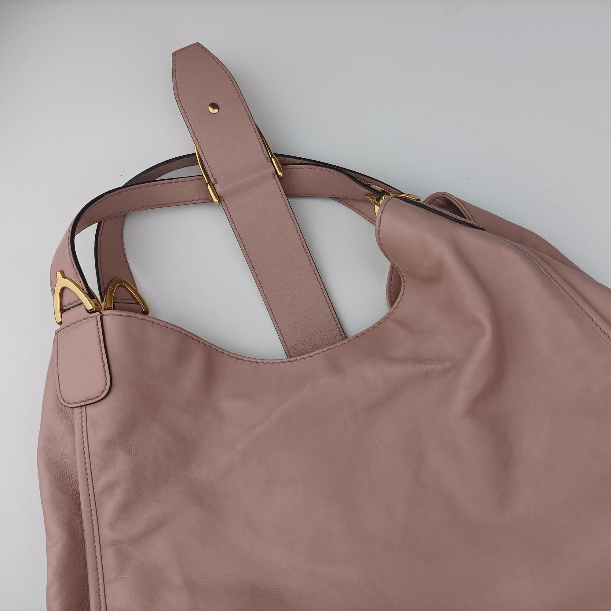 Vintage Gucci Soft Stirrup Pink Leather 296856 handbag | stylenewstar