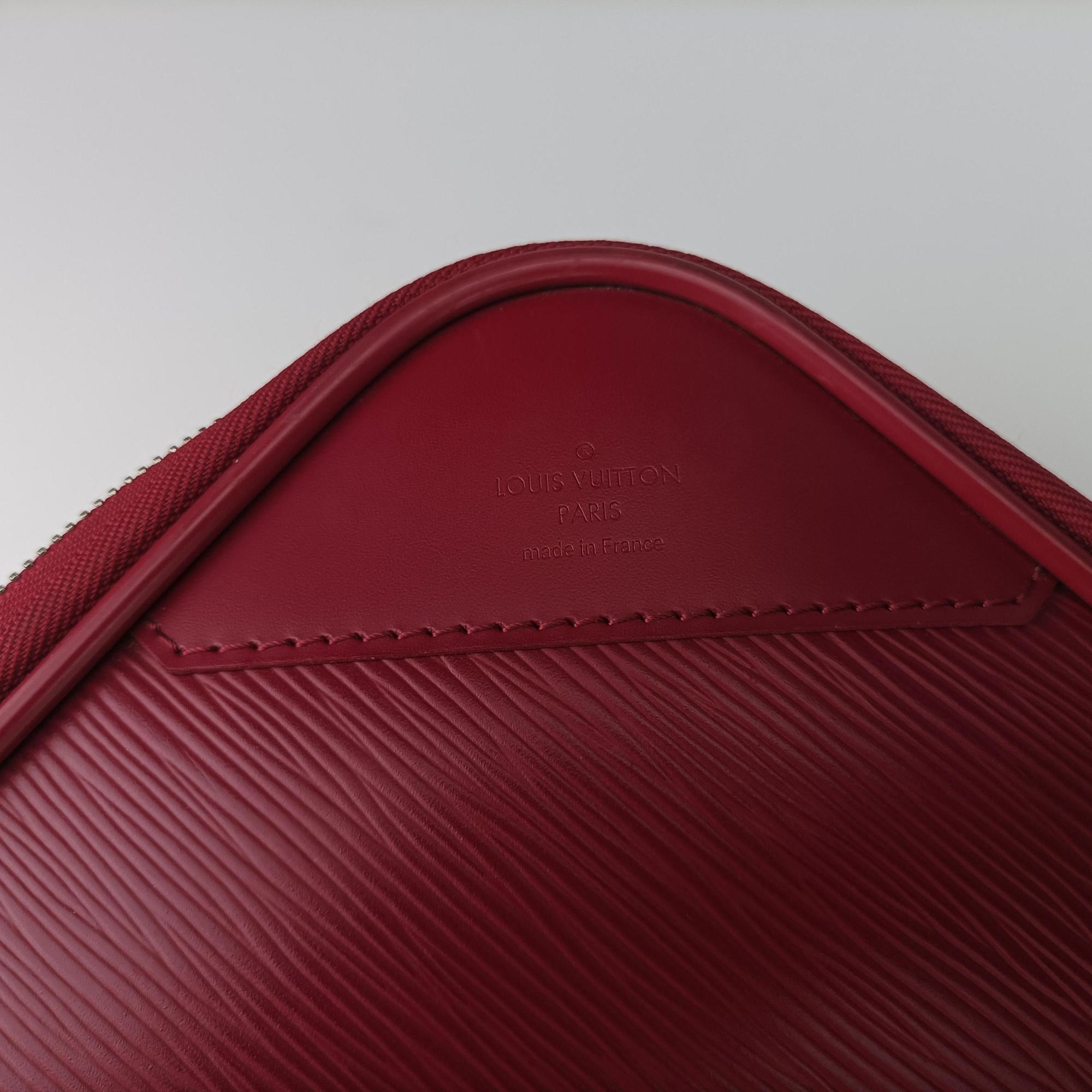 Pre-owned Louis Vuitton Pegase 55 FUCHSIA Epi M23028 suitcase | stylenewstar