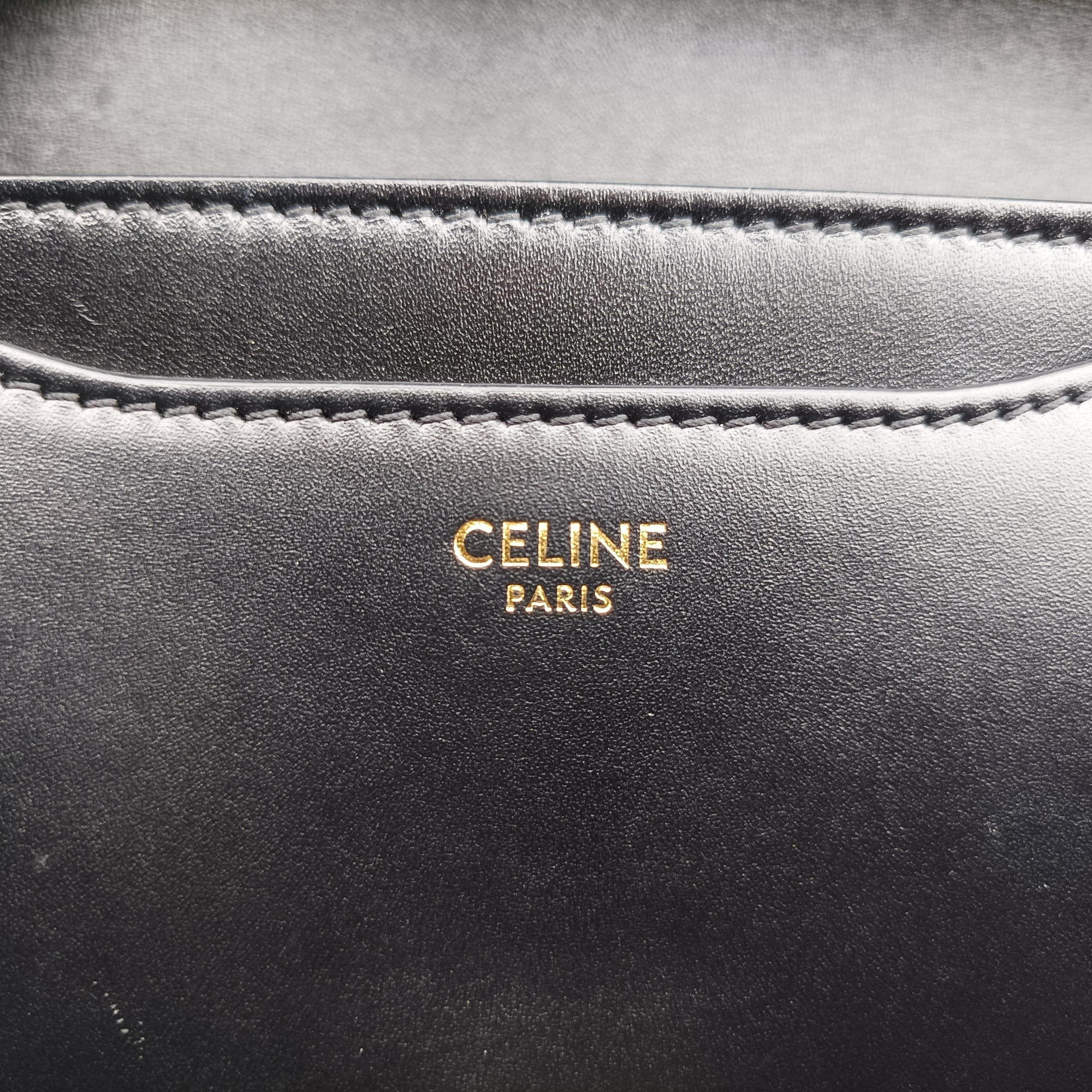 Pre-owned Celine Small Besace 16 Black Leather 188013 shoulderbag | stylenewstar