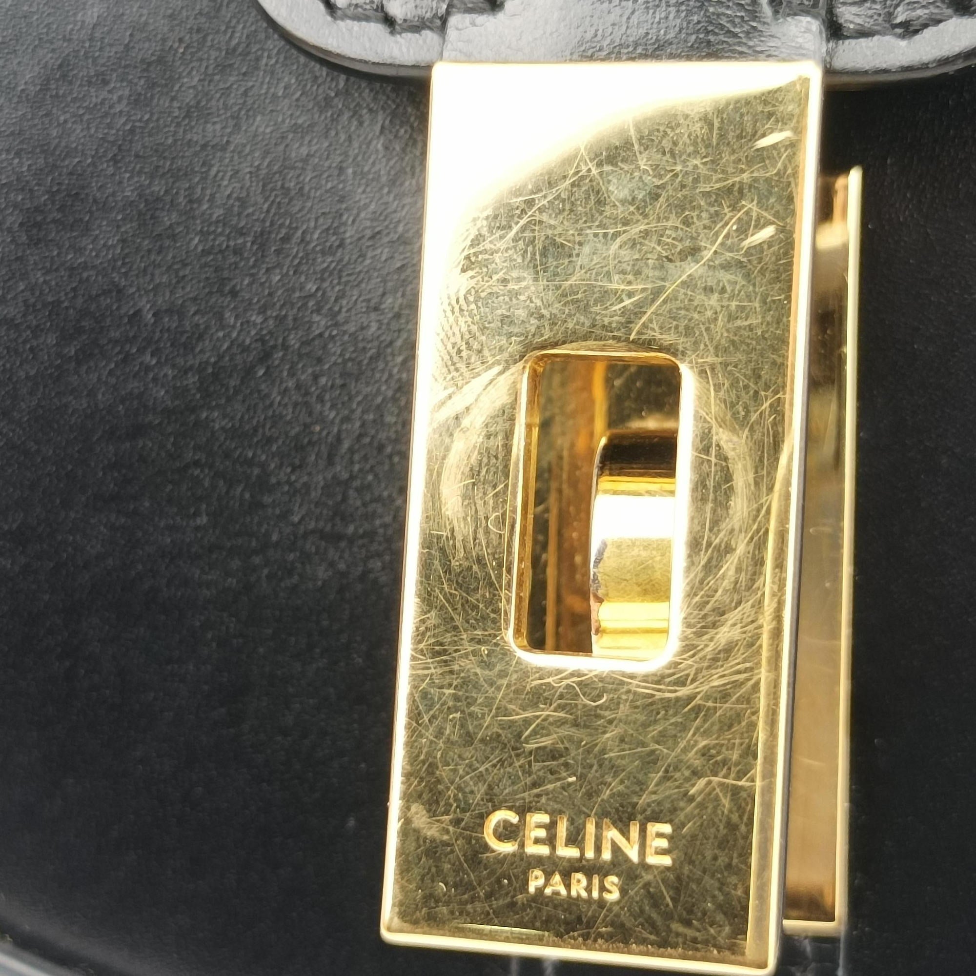 Pre-owned Celine Small Besace 16 Black Leather 188013 shoulderbag | stylenewstar