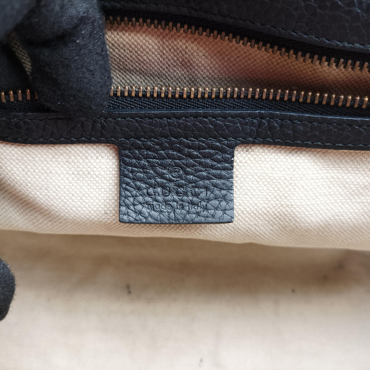 Pre-owned Gucci GG Marmont Black Leather 421890 shoulderbag | stylenewstar