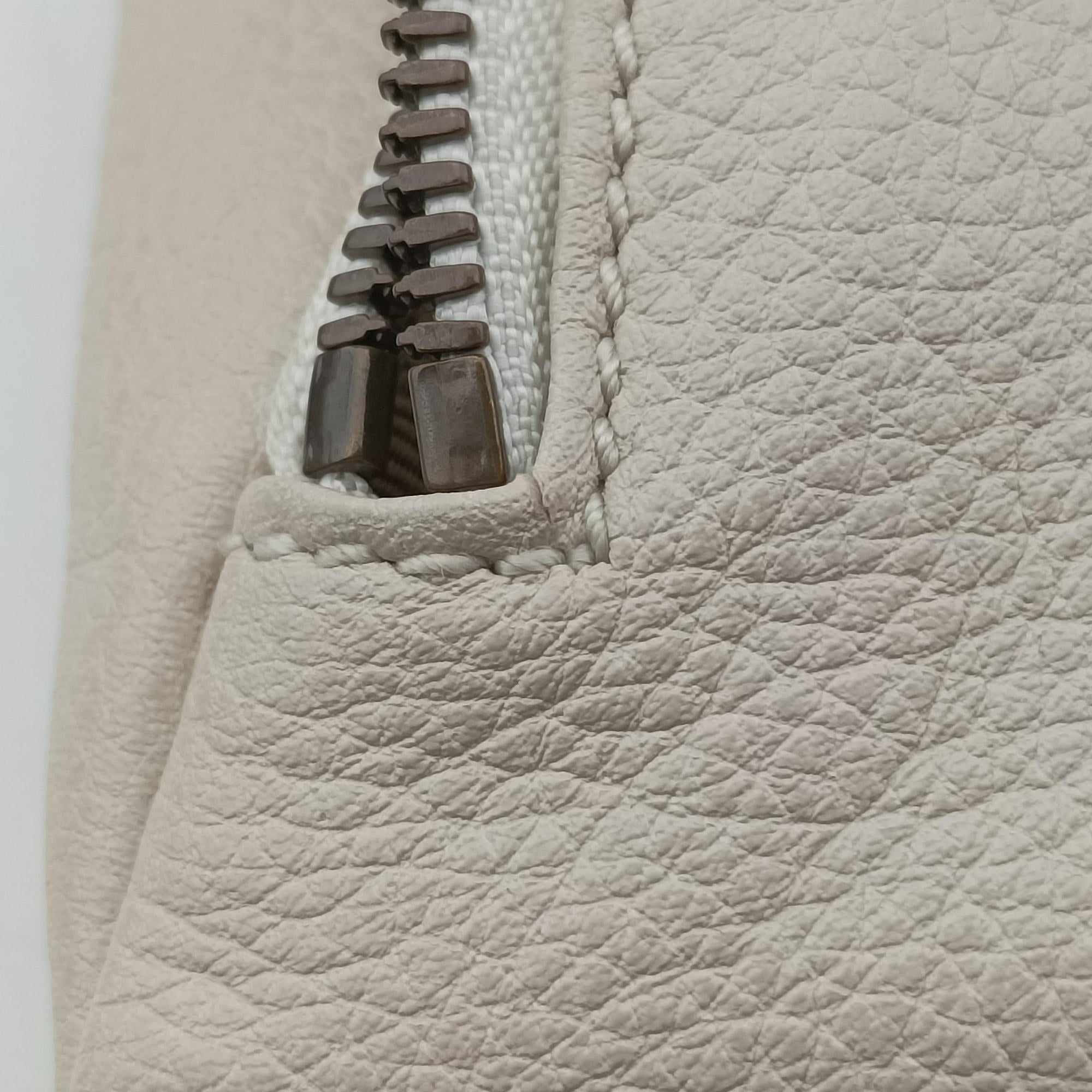 Pre-owned Gucci Print White×Red×Green Leather 527792 bum bag/waist bag | stylenewstar