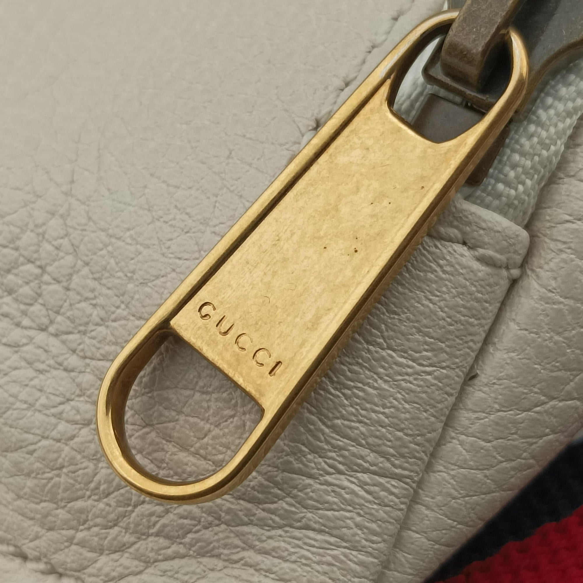 Pre-owned Gucci Print White×Red×Green Leather 527792 bum bag/waist bag | stylenewstar