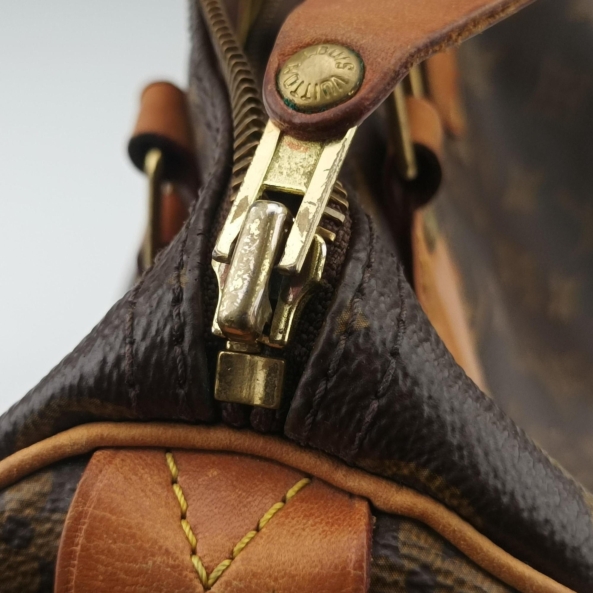 Pre-owned Louis Vuitton Speedy 30 BROWN Monogram Canvas M41526 handbag | stylenewstar