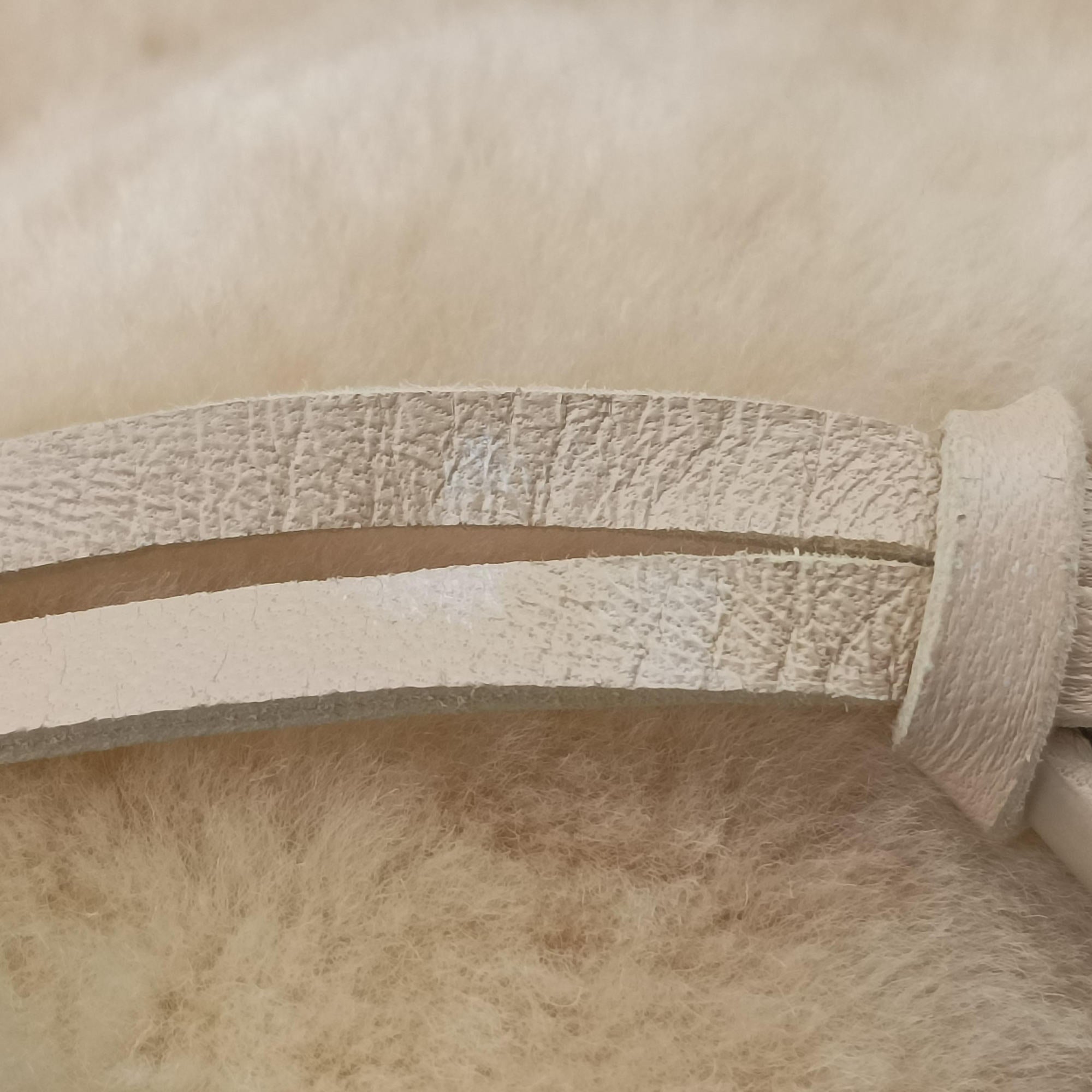Secondhand Balenciaga PAPIER A6 Beige Mouton  handbag | stylenewstar