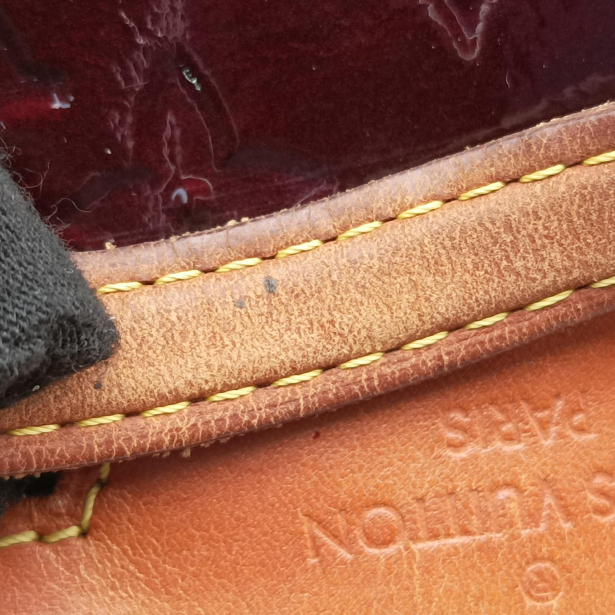 Secondhand Louis Vuitton Brea MM AMARANTE Vernis M91619 shoulderbag | stylenewstar