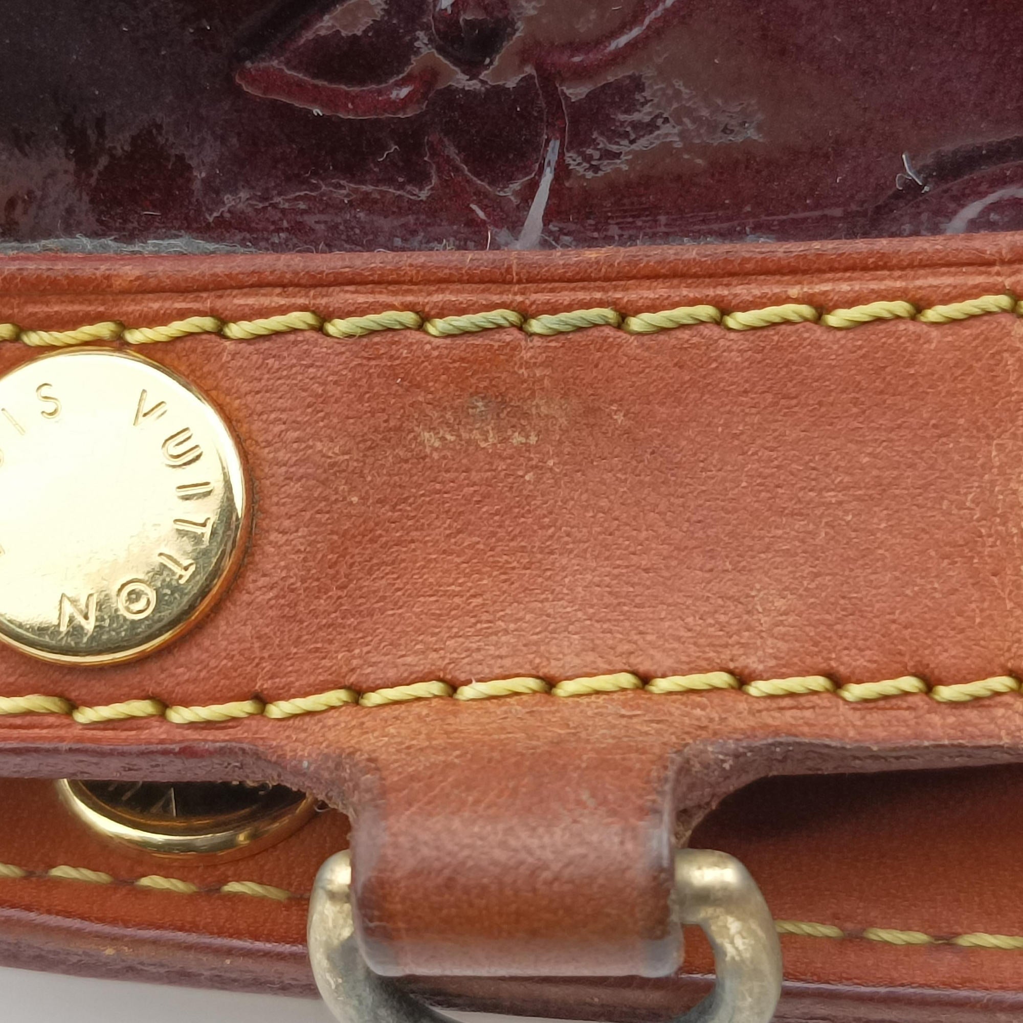 Secondhand Louis Vuitton Brea MM AMARANTE Vernis M91619 shoulderbag | stylenewstar