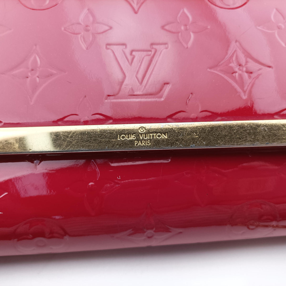 Pre-owned Louis Vuitton Clutch Ana pomme d'amour Vernis M90095 handbag | stylenewstar