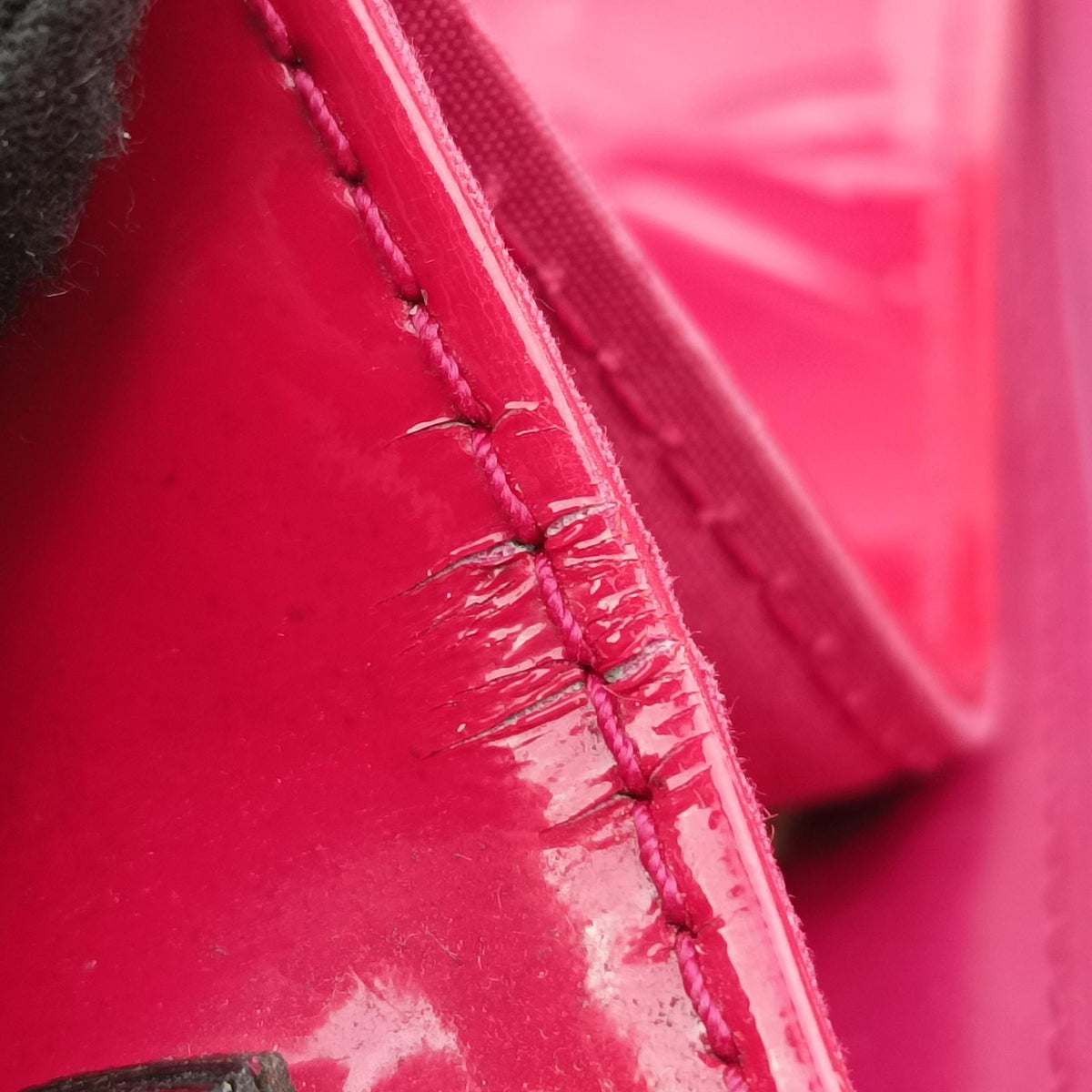 Pre-owned Louis Vuitton Clutch Ana pomme d'amour Vernis M90095 handbag | stylenewstar
