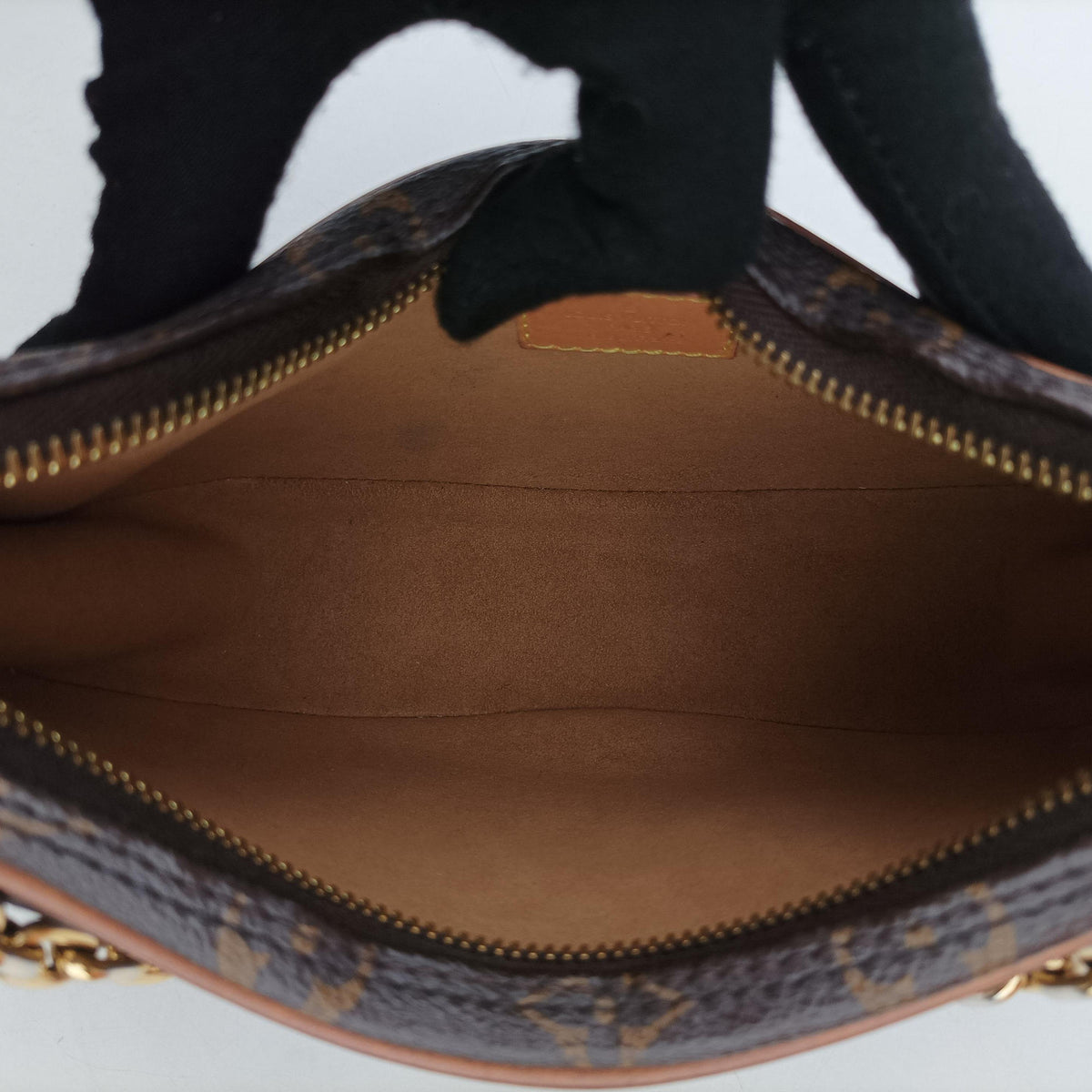 Secondhand Louis Vuitton loop Brown PVC coated canvas M81098 shoulderbag | stylenewstar