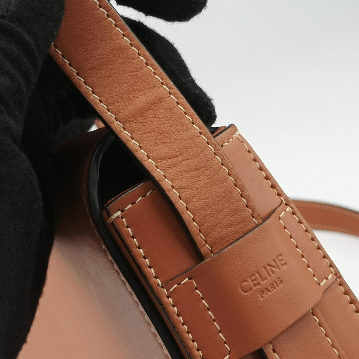 Pre-owned Celine Triomphe Maillon Brown leather  shoulderbag | stylenewstar