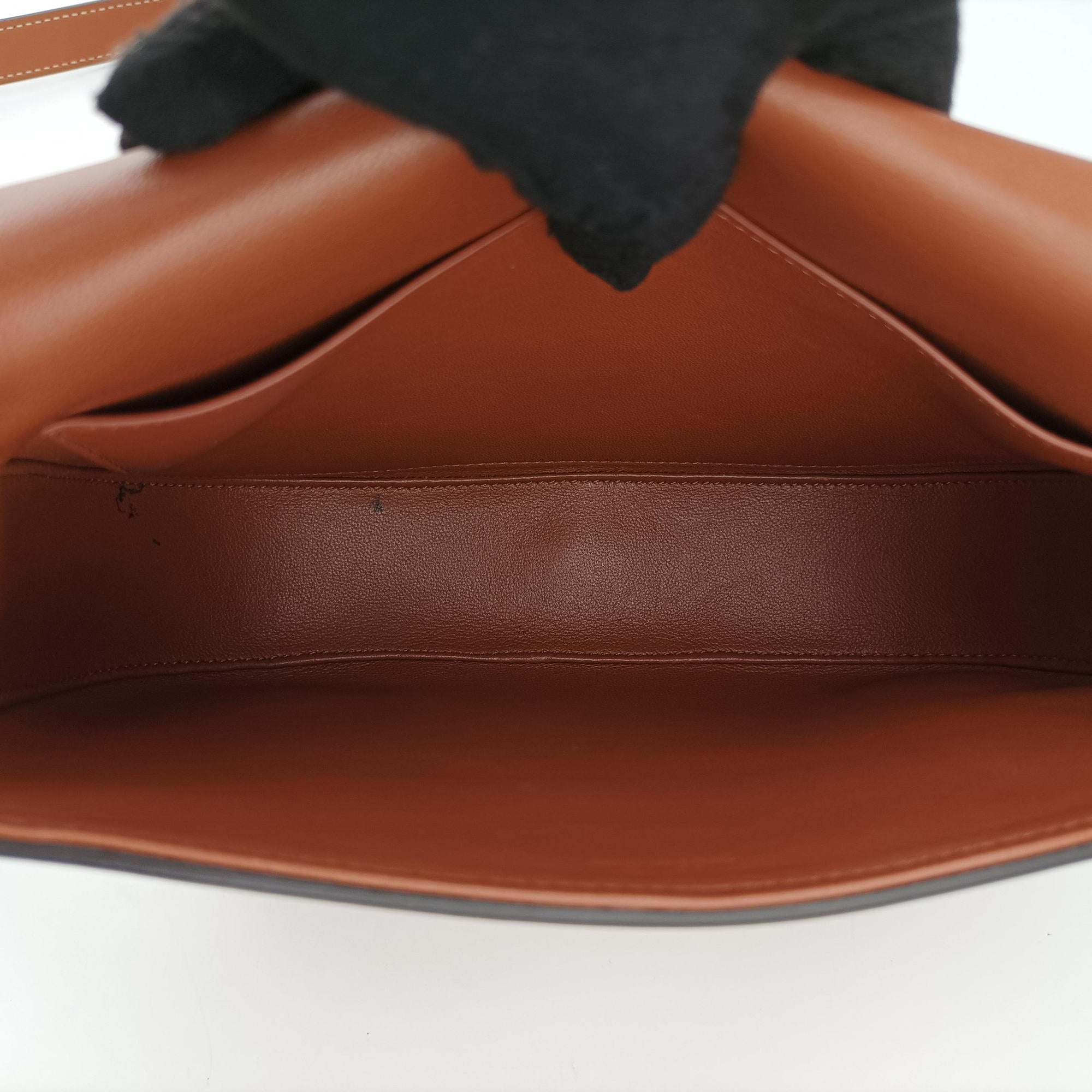 Pre-owned Celine Triomphe Maillon Brown leather  shoulderbag | stylenewstar
