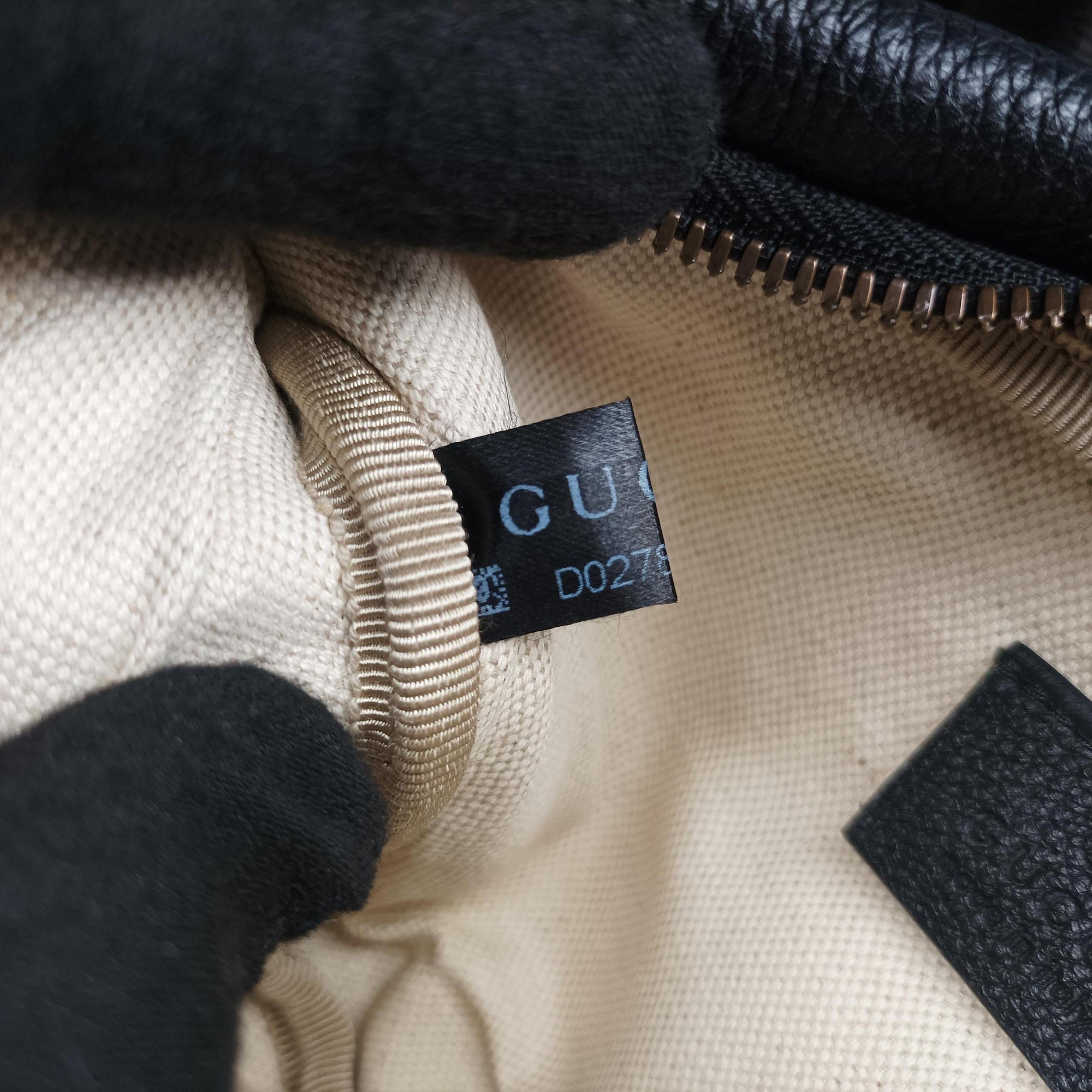 Secondhand Gucci Print Black Leather 527792 bum bag/waist bag | stylenewstar