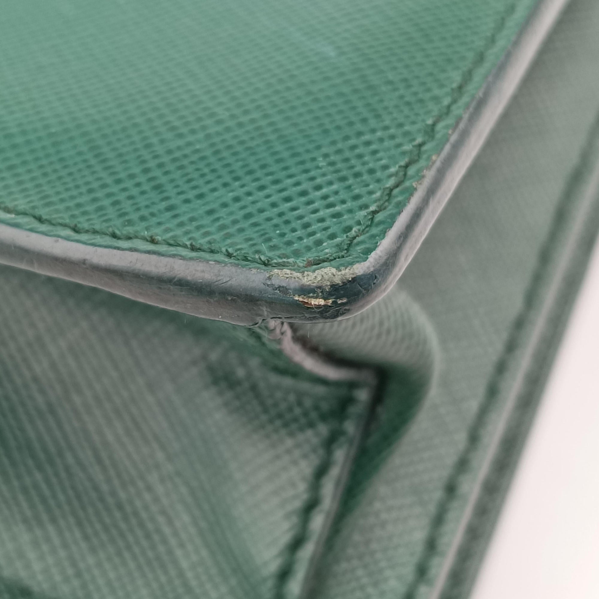 Pre-owned Prada Corole Chain Green Saffiano Leather  shoulderbag | stylenewstar