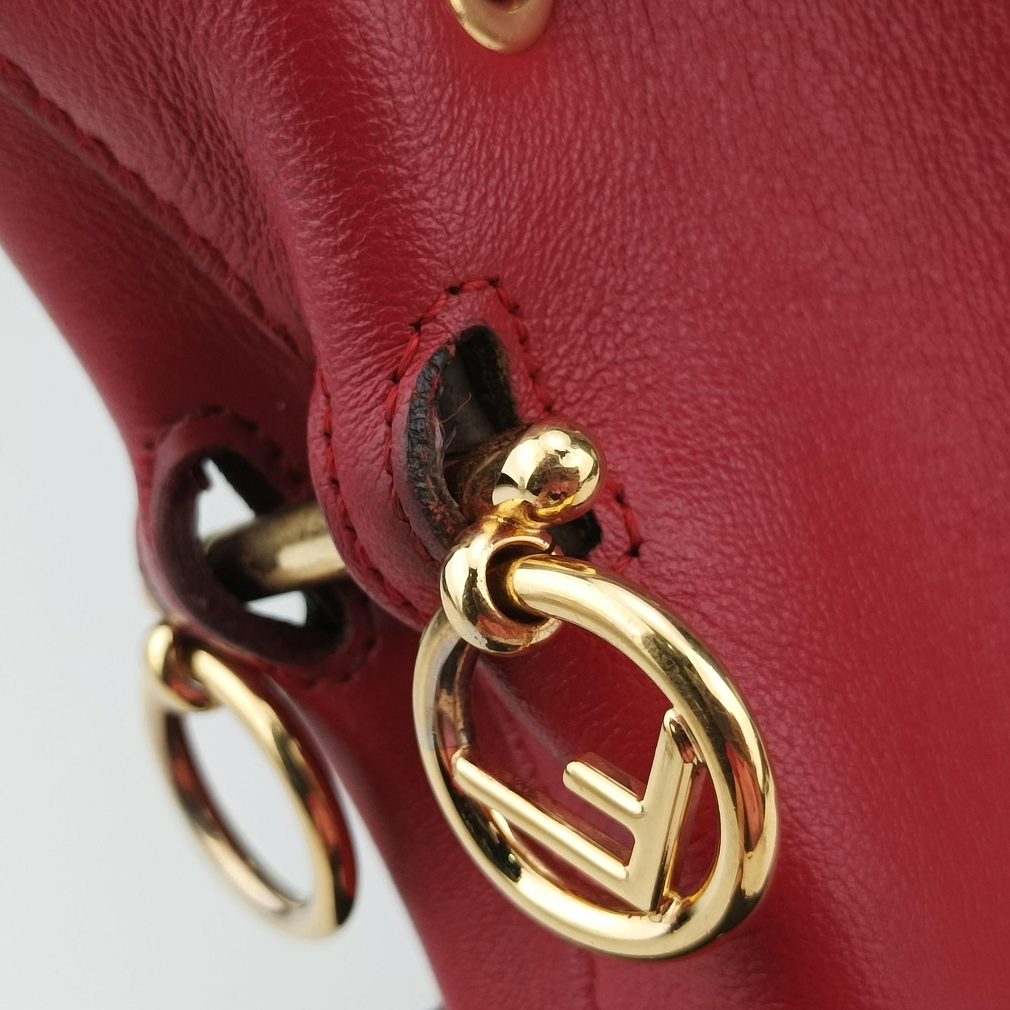 Pre-owned Fendi Mon Treso Red Leather 8BT298 shoulderbag | stylenewstar