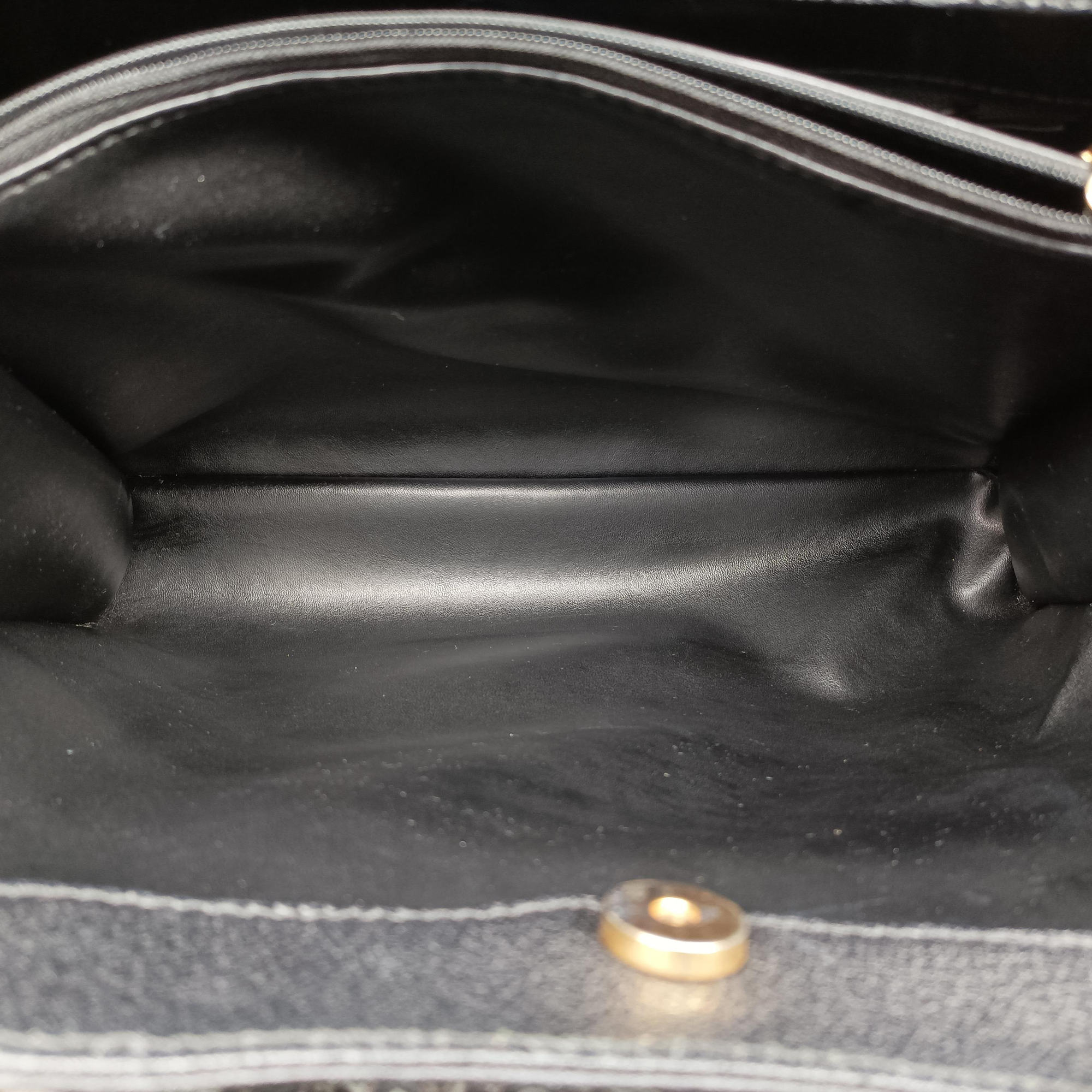 Secondhand Gucci Bamboo Black Leather 002.28 handbag | stylenewstar