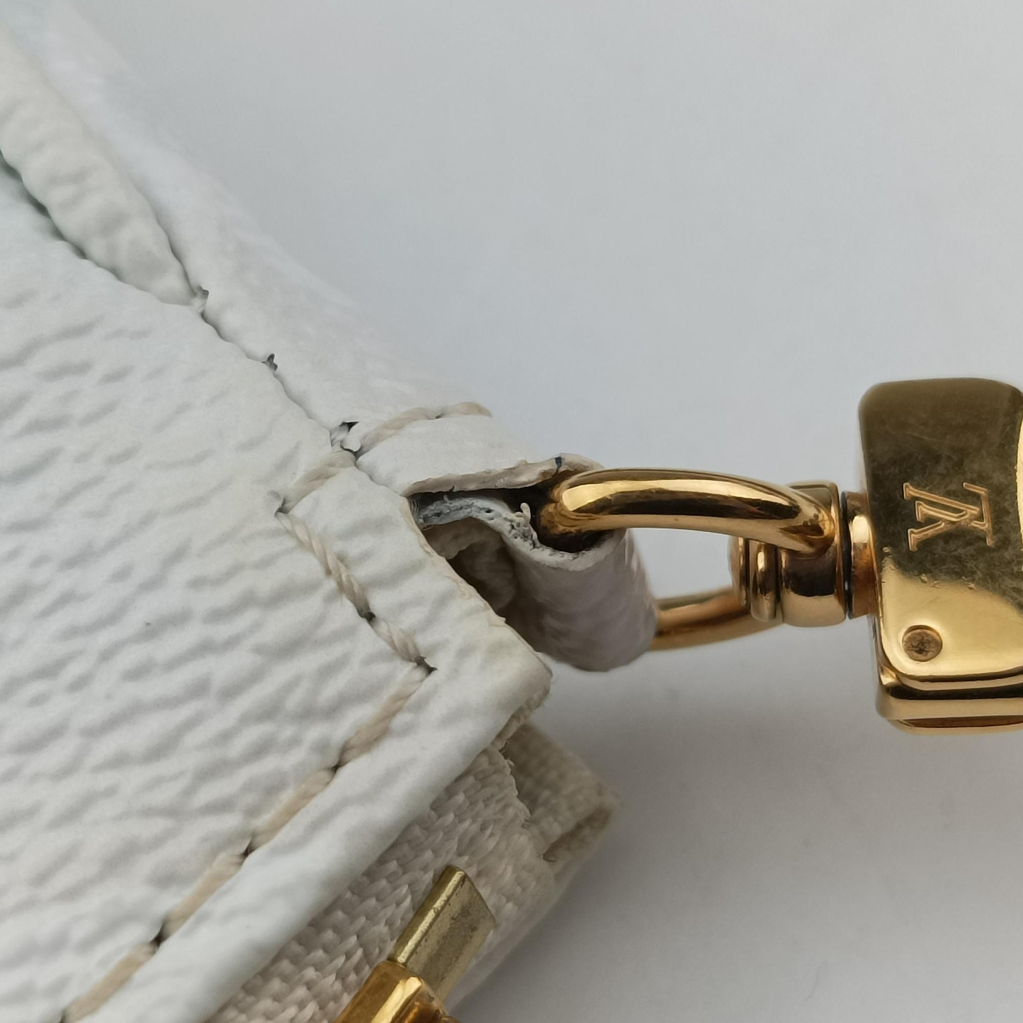 Vintage Louis Vuitton MULTI POCHETTE ACCESSOIRES Blue Gradient Monogram Giant M57633 bum bag/waist bag | stylenewstar
