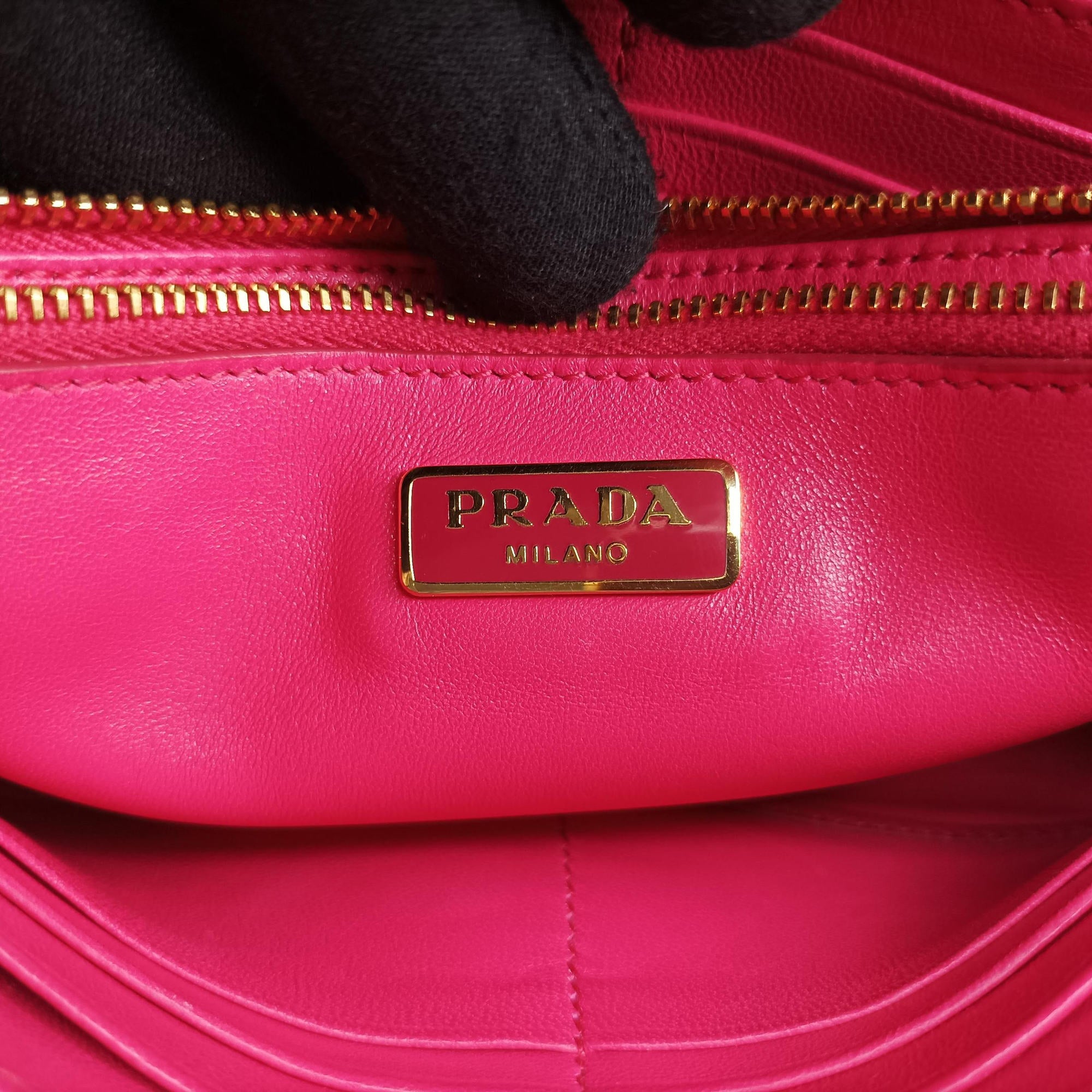 Pre-owned Prada Sling Bandoliera Red Patent SAFFIANO Leather　  shoulderbag | stylenewstar
