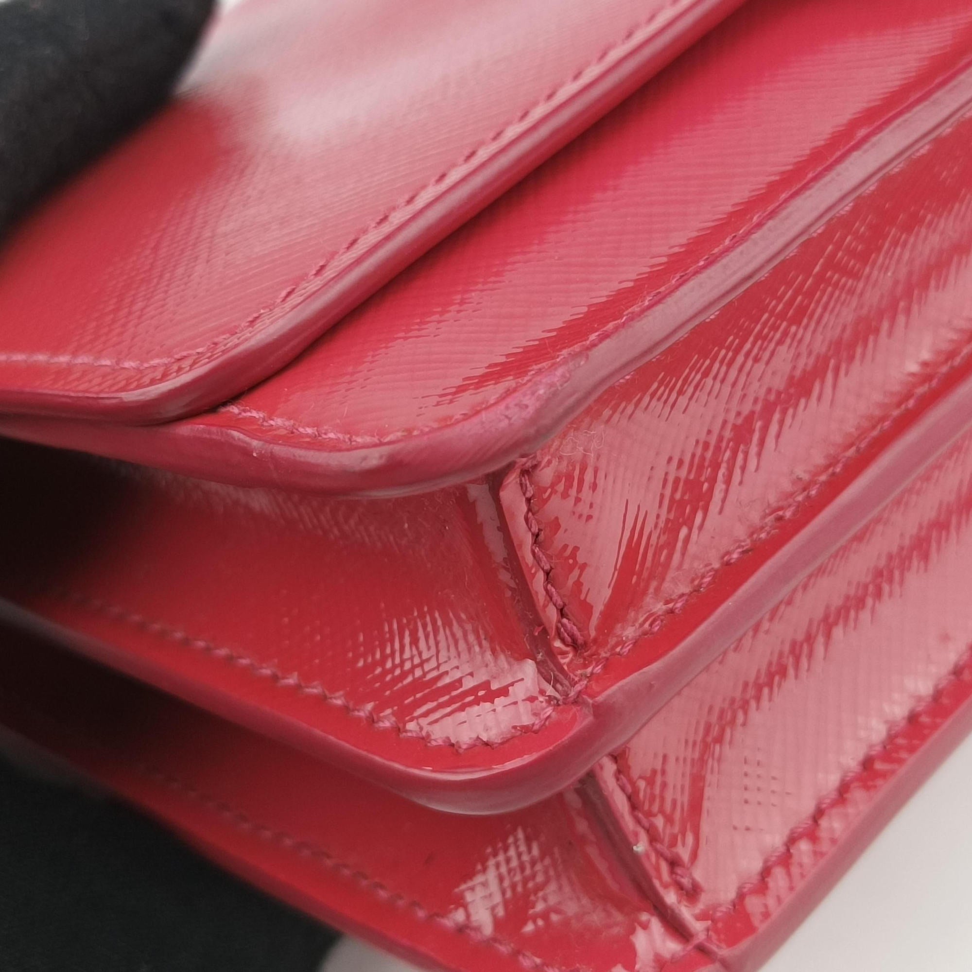 Pre-owned Prada Sling Bandoliera Red Patent SAFFIANO Leather　  shoulderbag | stylenewstar