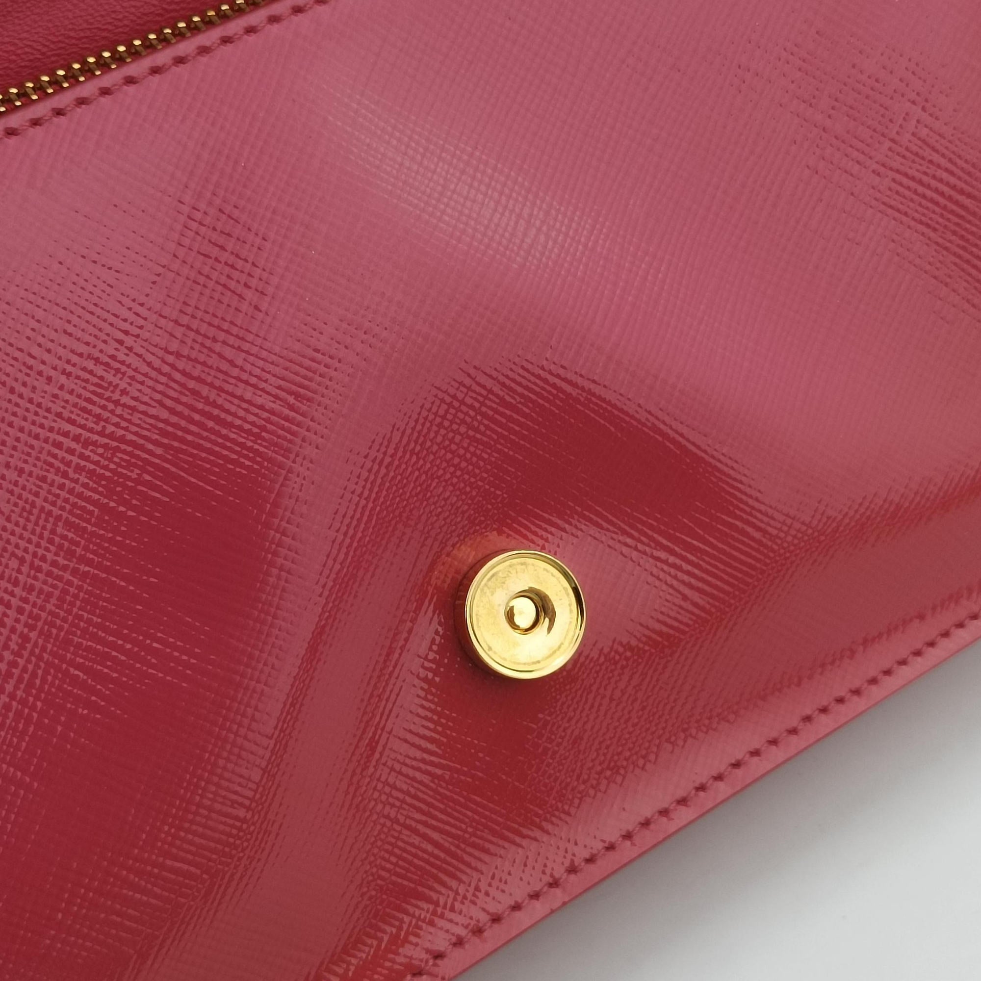 Pre-owned Prada Sling Bandoliera Red Patent SAFFIANO Leather　  shoulderbag | stylenewstar