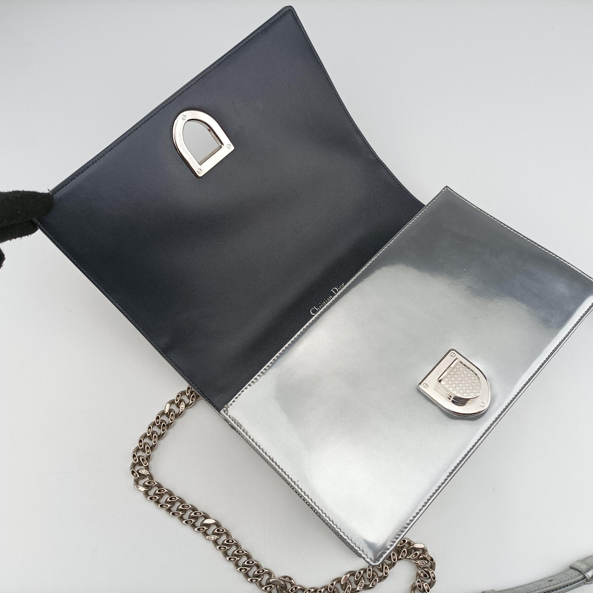 Pre-owned Christian Dior Diorama Silver Leather  shoulderbag | stylenewstar