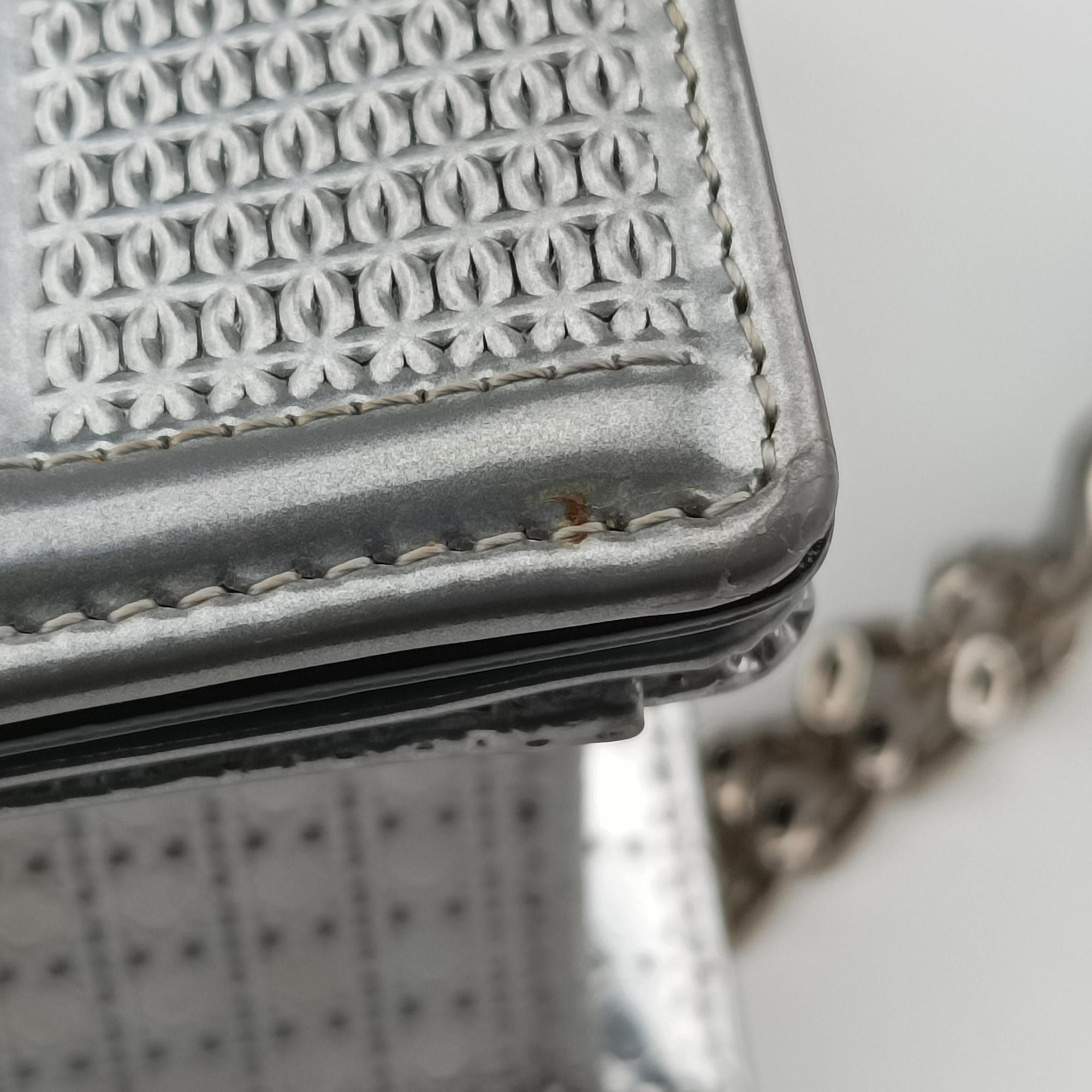 Pre-owned Christian Dior Diorama Silver Leather  shoulderbag | stylenewstar