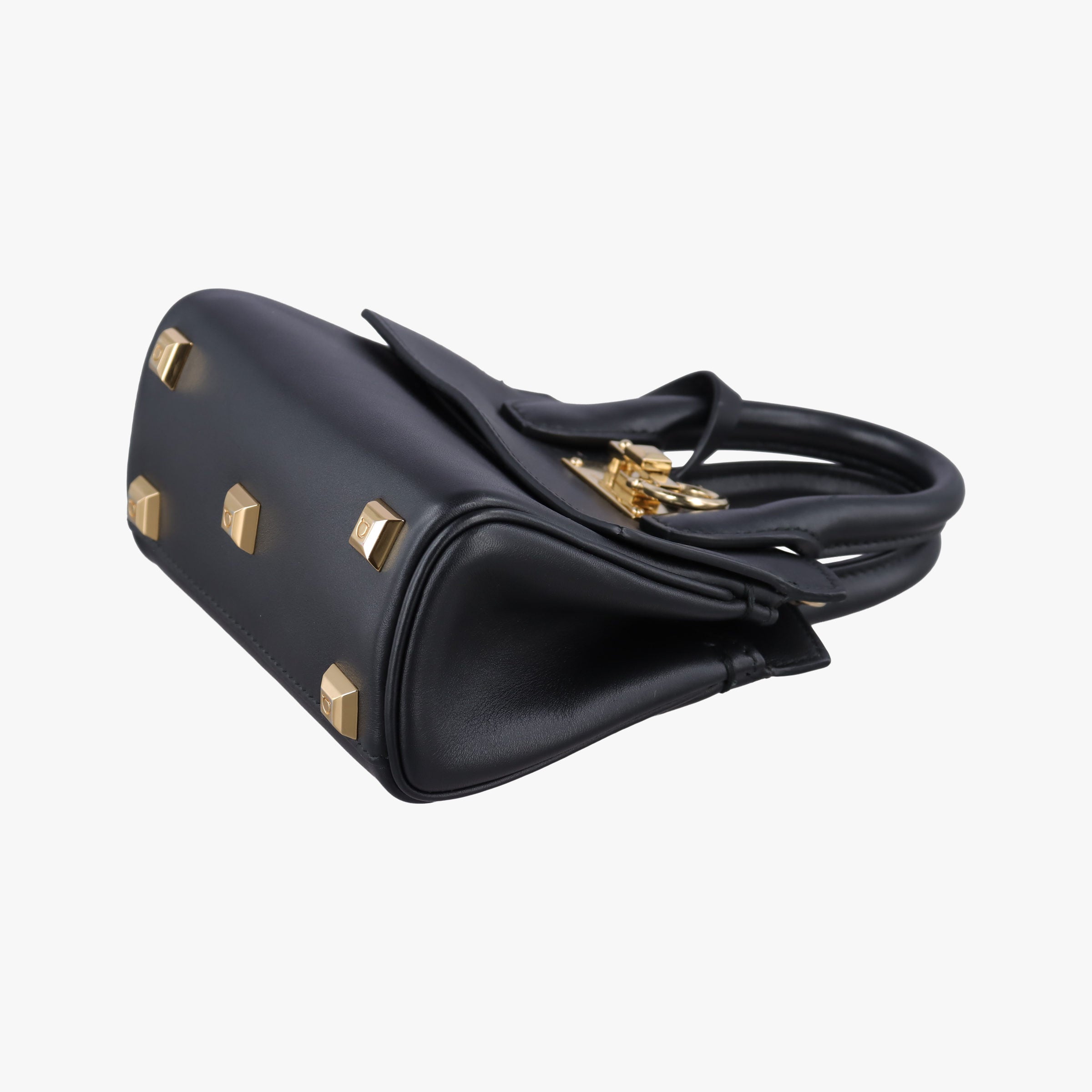 Pre-owned Ferragamo Studio Black Leather  shoulderbag | stylenewstar