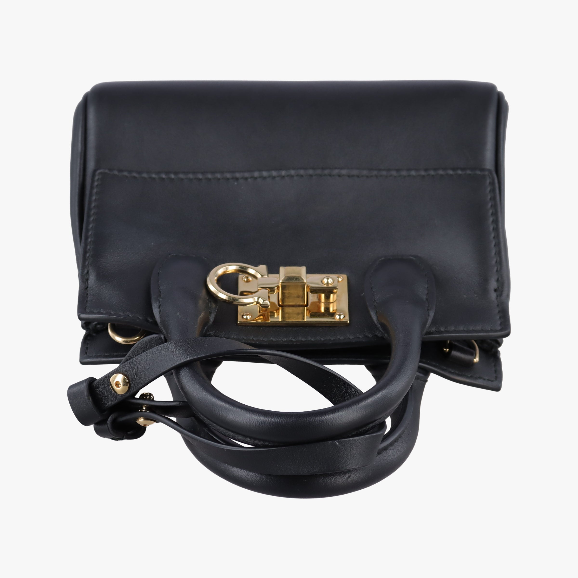 Pre-owned Ferragamo Studio Black Leather  shoulderbag | stylenewstar
