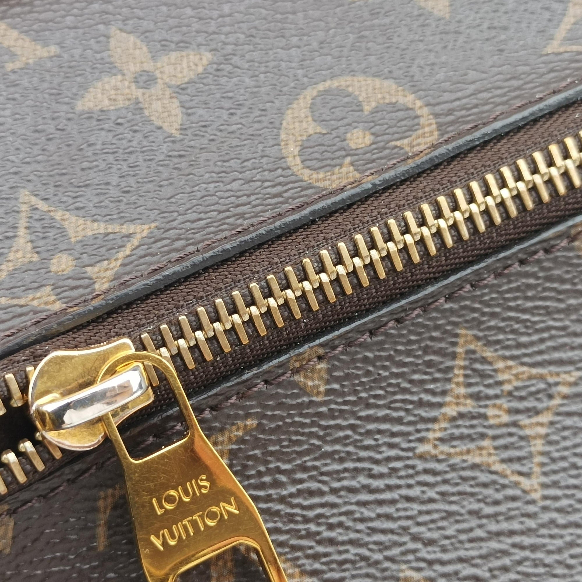 Pre-owned Louis Vuitton Pochette Metis MM Brown Monogram Canvas M44875 shoulderbag | stylenewstar