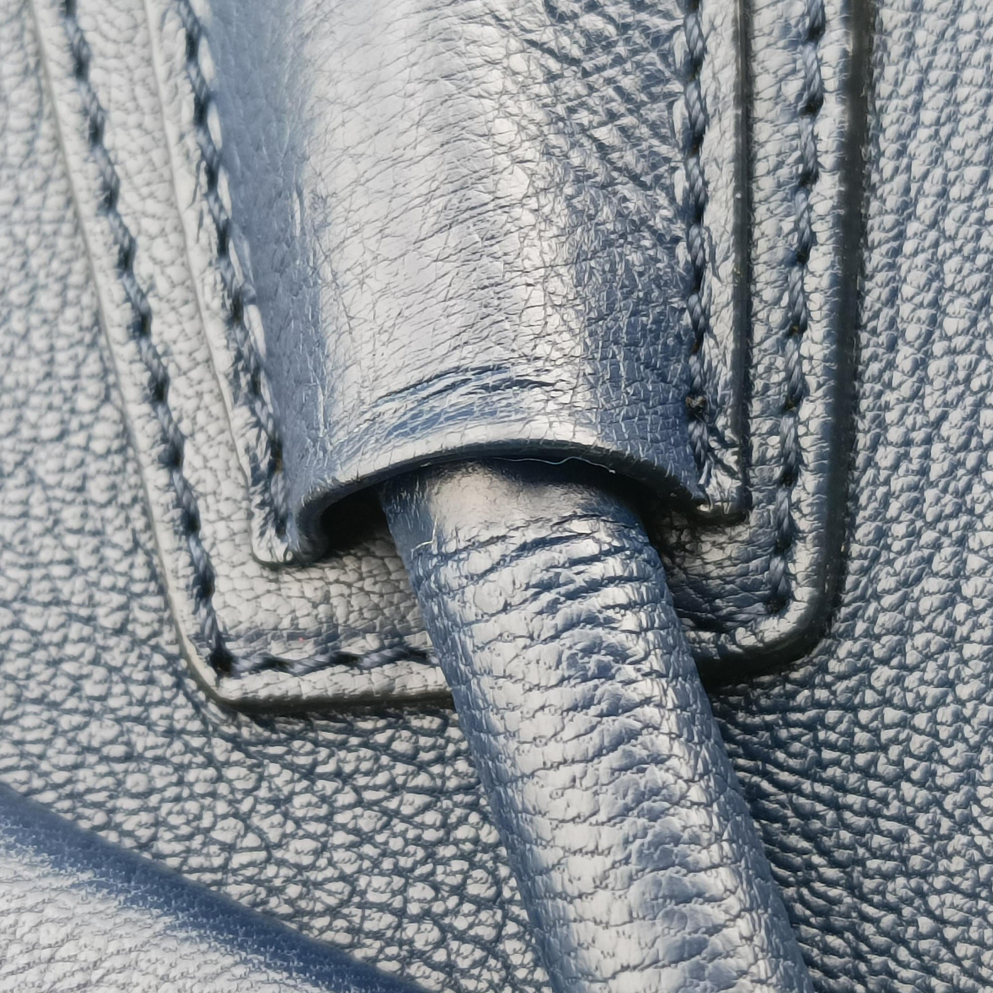 Pre-owned Givenchy Antigona Navy Leather  shoulderbag | stylenewstar