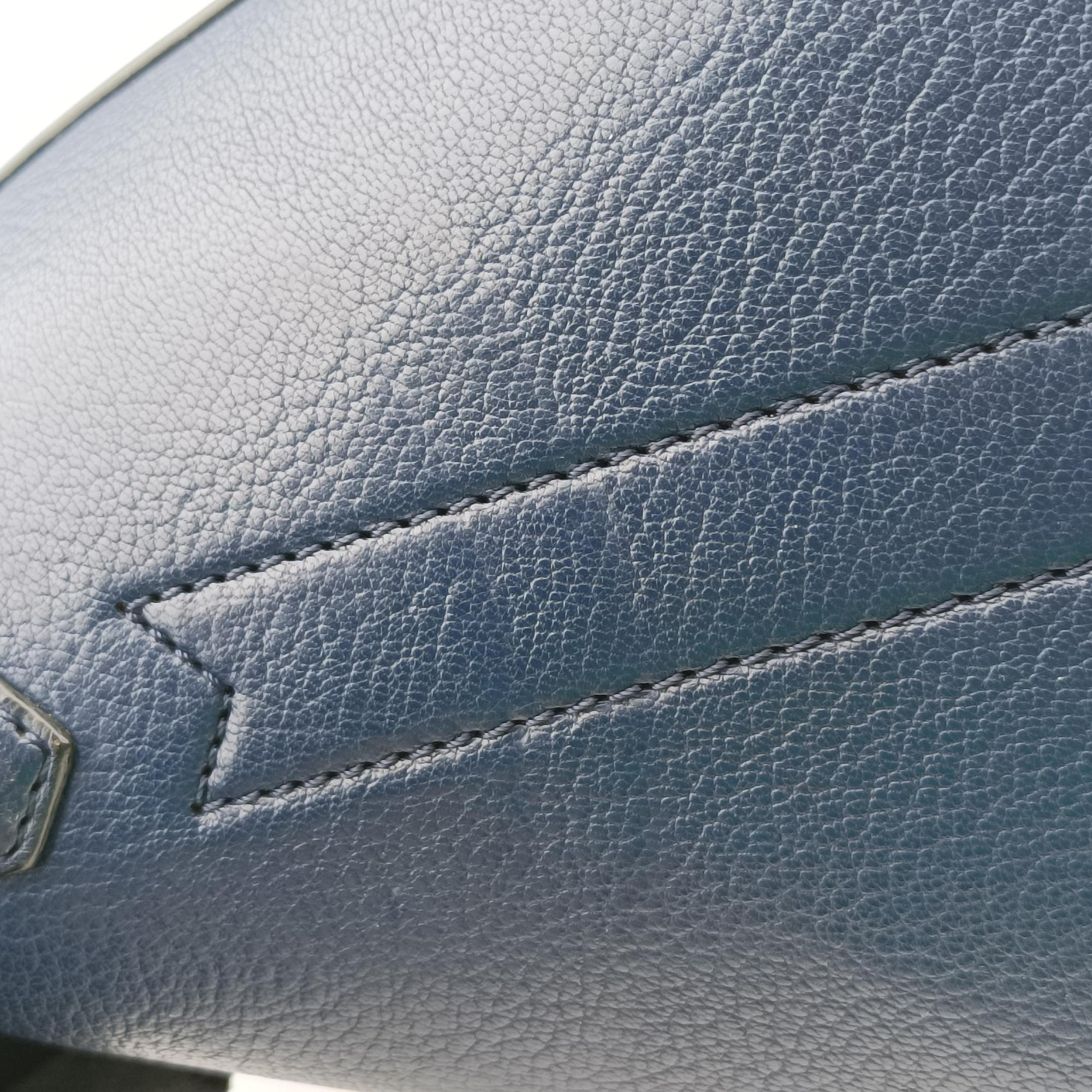 Pre-owned Givenchy Antigona Navy Leather  shoulderbag | stylenewstar