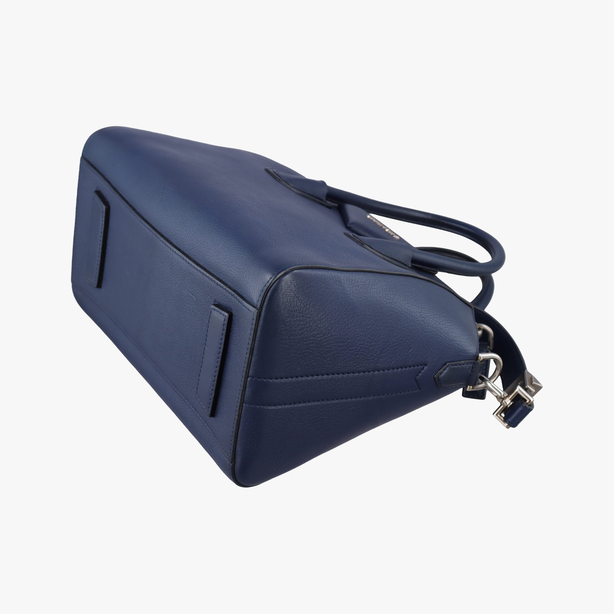 Pre-owned Givenchy Antigona Navy Leather  shoulderbag | stylenewstar