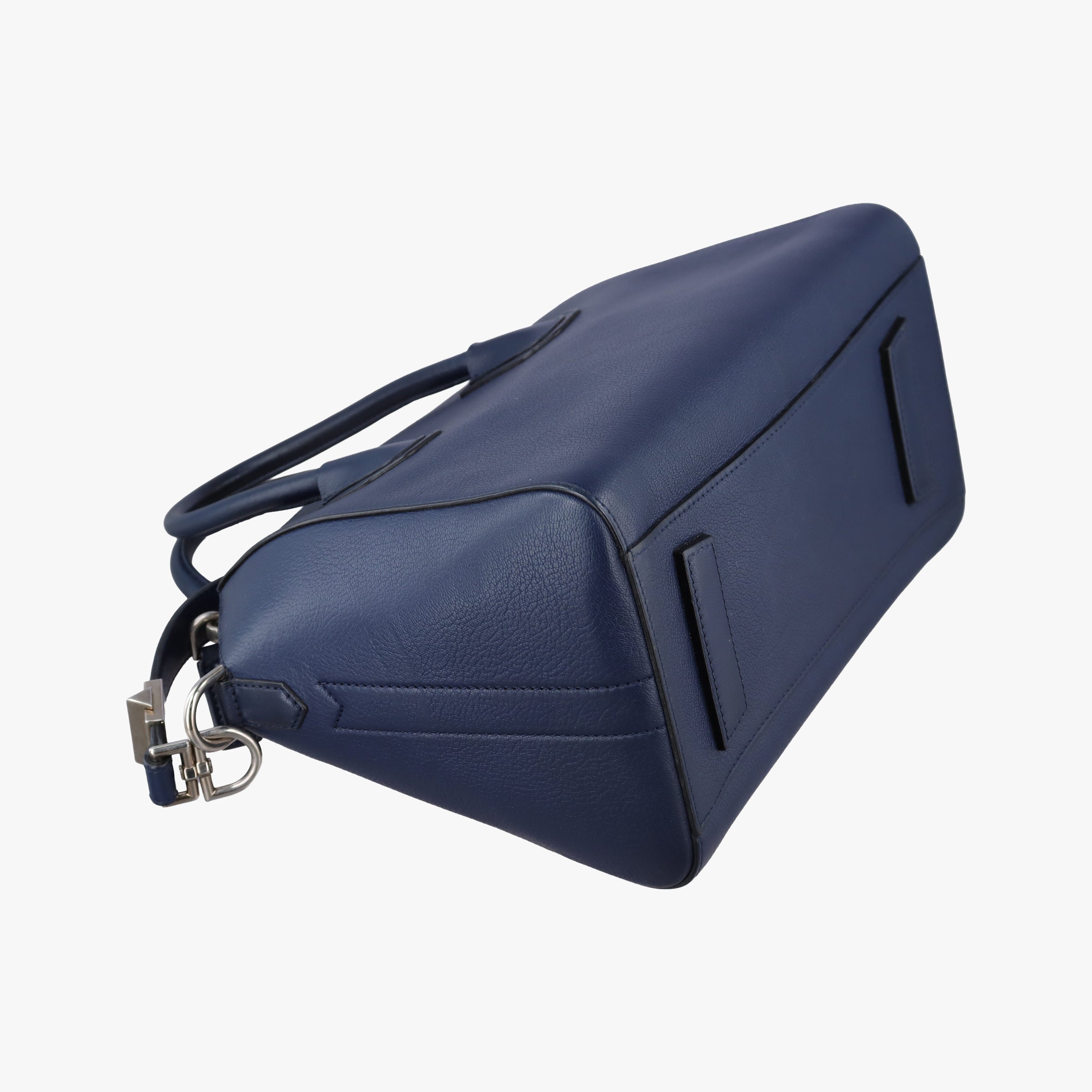 Pre-owned Givenchy Antigona Navy Leather  shoulderbag | stylenewstar