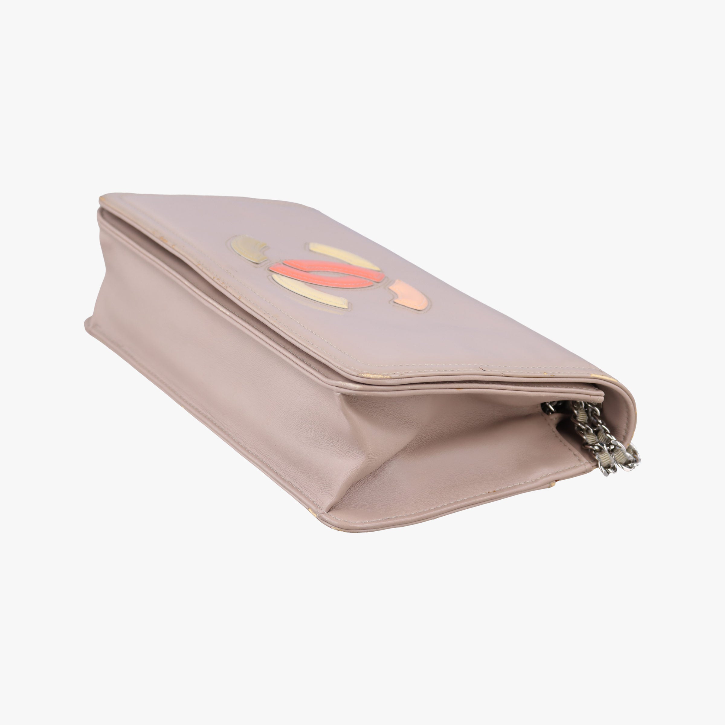 Pre-owned Chanel Lipstick Beige Enamel A66936 shoulderbag | stylenewstar