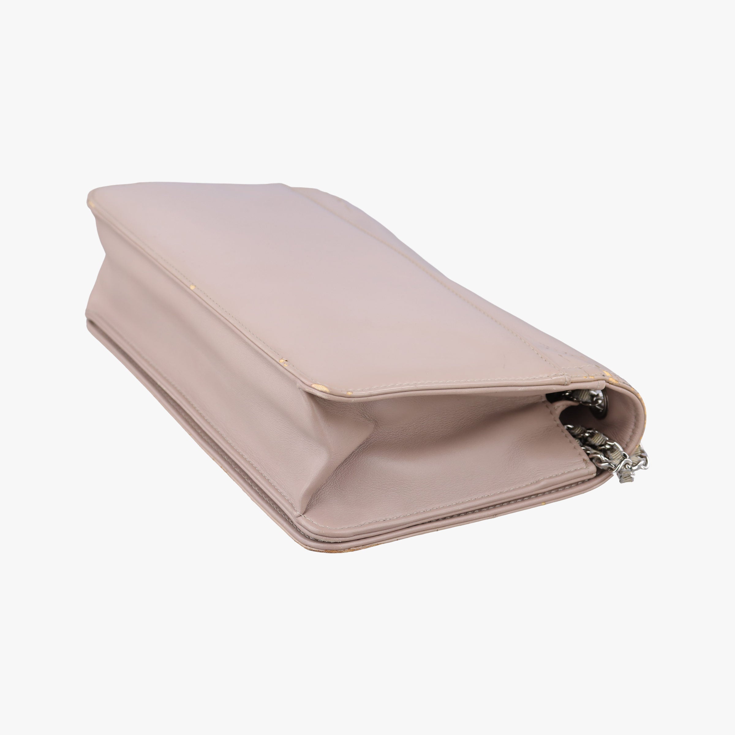 Pre-owned Chanel Lipstick Beige Enamel A66936 shoulderbag | stylenewstar