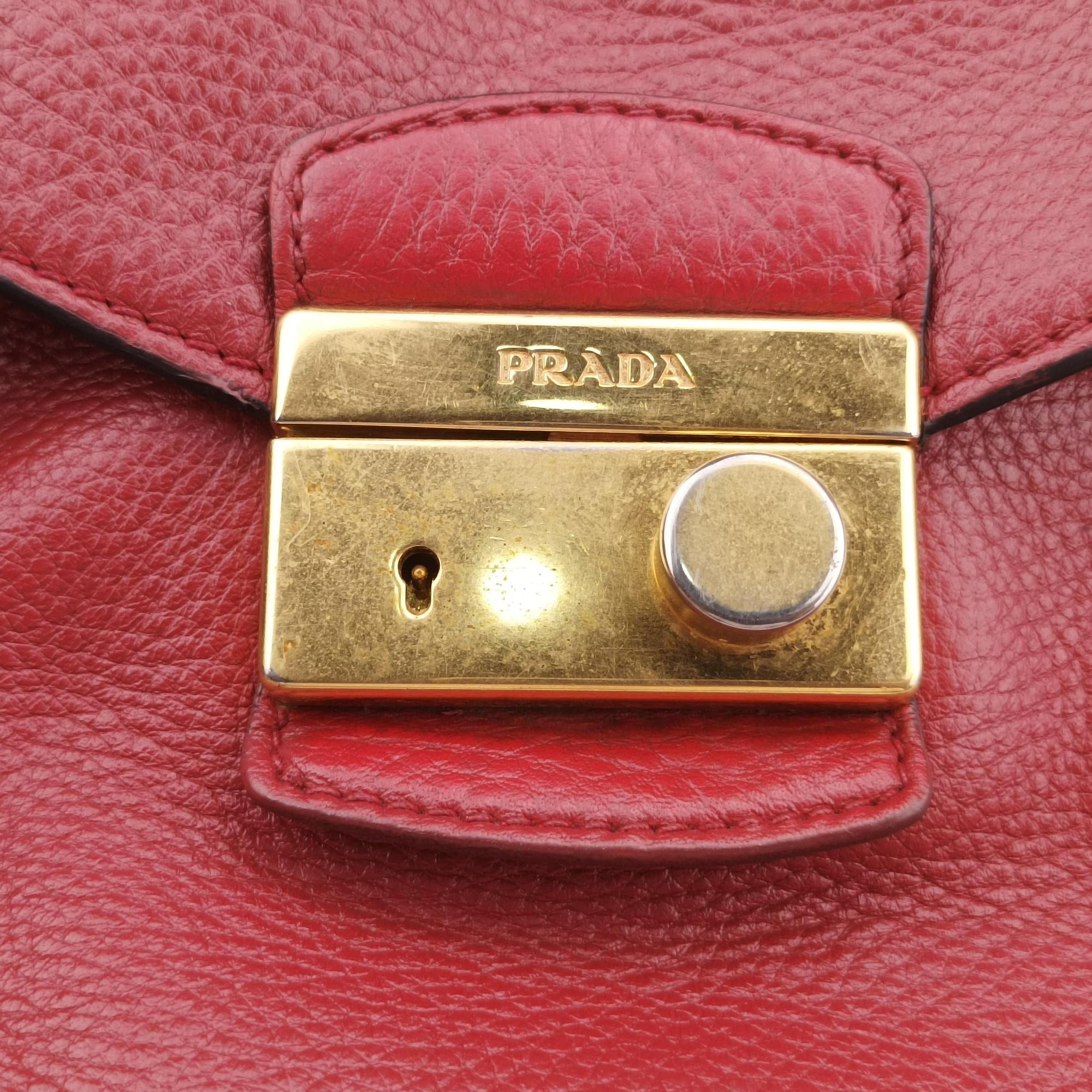 Pre-owned Prada Vitello Daino Sound Flap Top Handle Red Leather BR5034 shoulderbag | stylenewstar