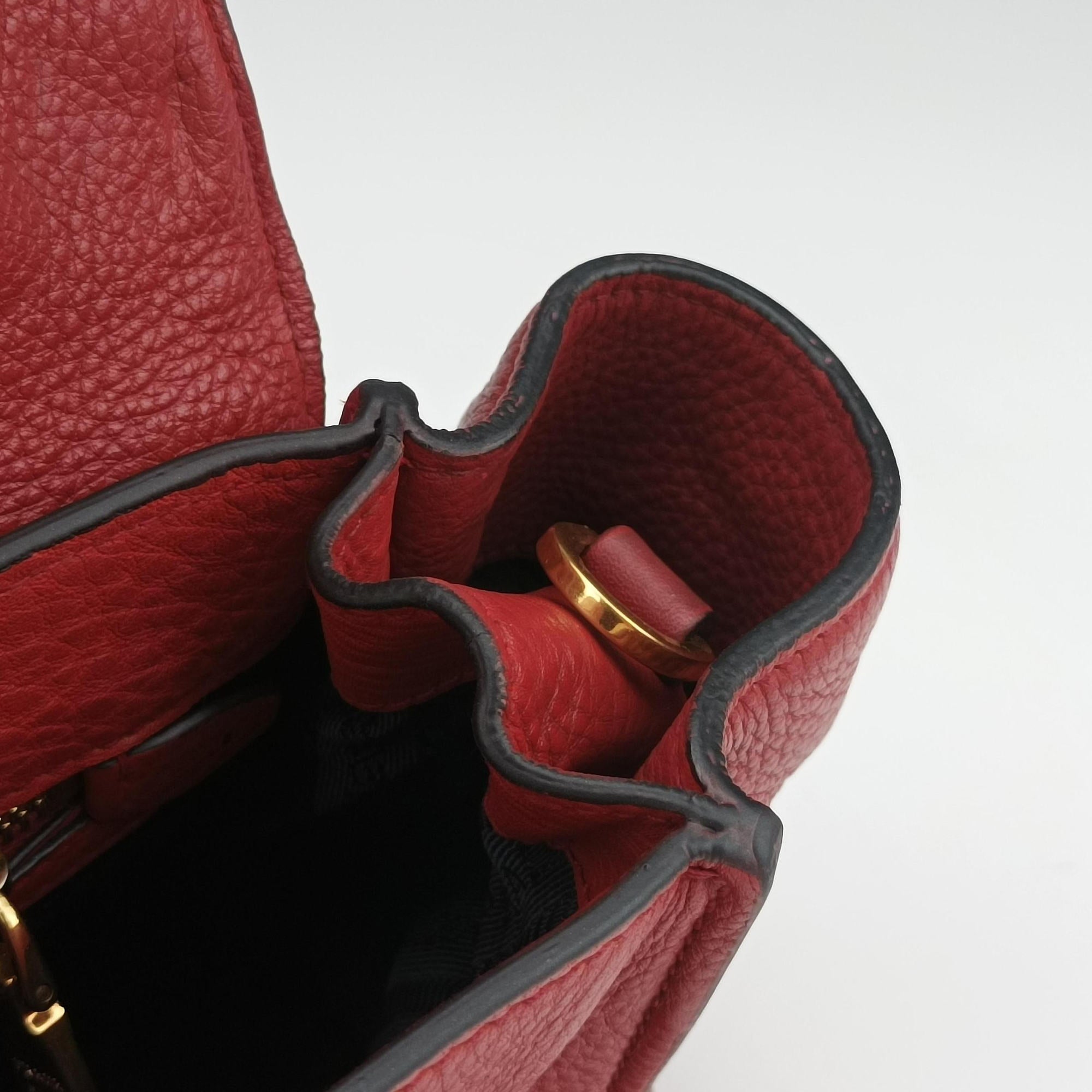 Pre-owned Prada Vitello Daino Sound Flap Top Handle Red Leather BR5034 shoulderbag | stylenewstar