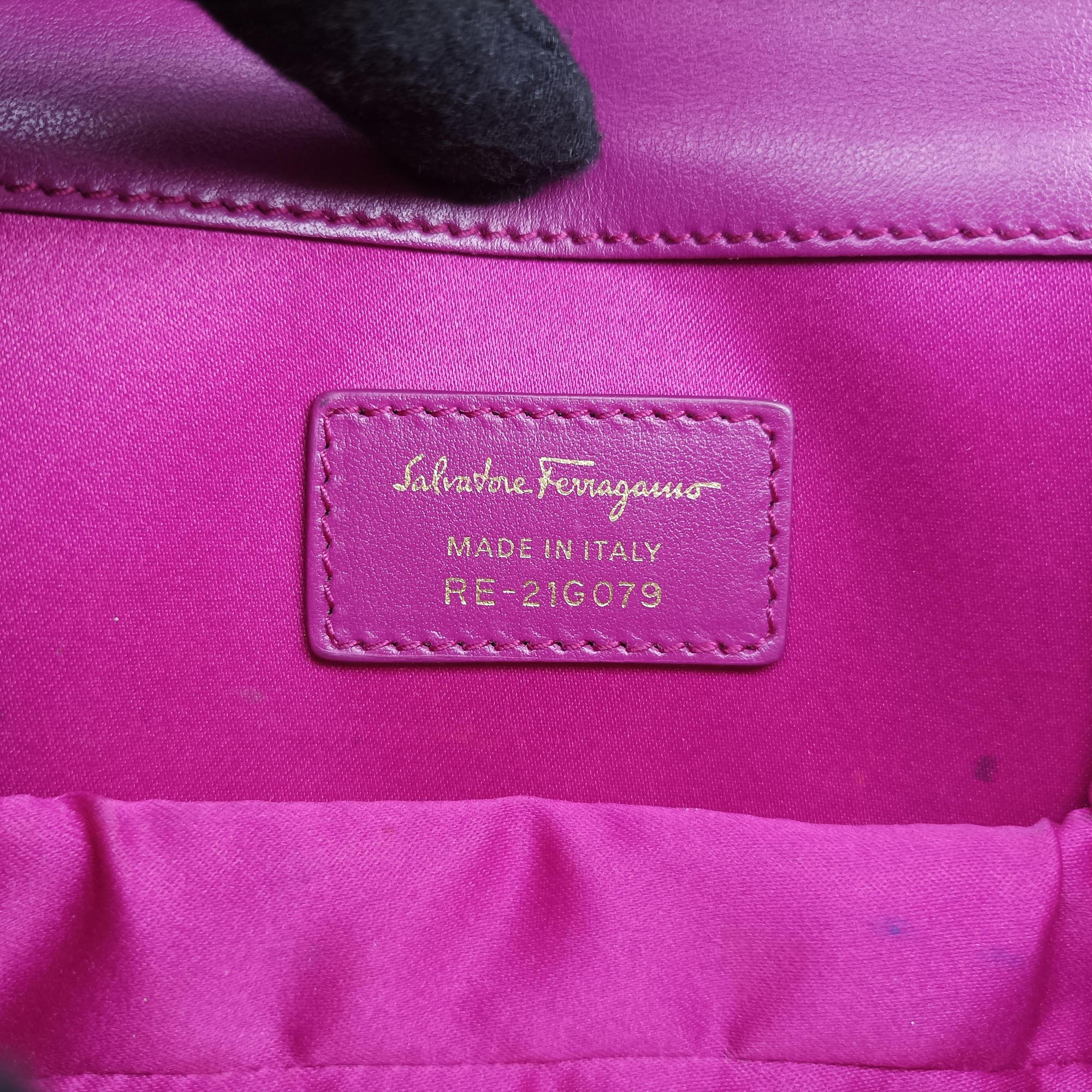 Pre-owned Ferragamo Vara zoo mini Purple×multi Patent leather  shoulderbag | stylenewstar