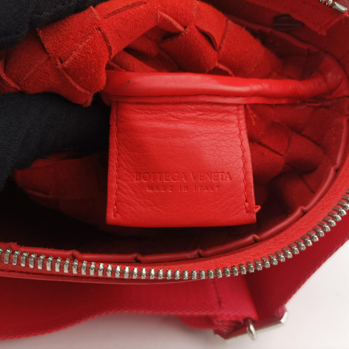 Pre-owned Bottega Veneta Intrecciato Red lambskin  shoulderbag | stylenewstar