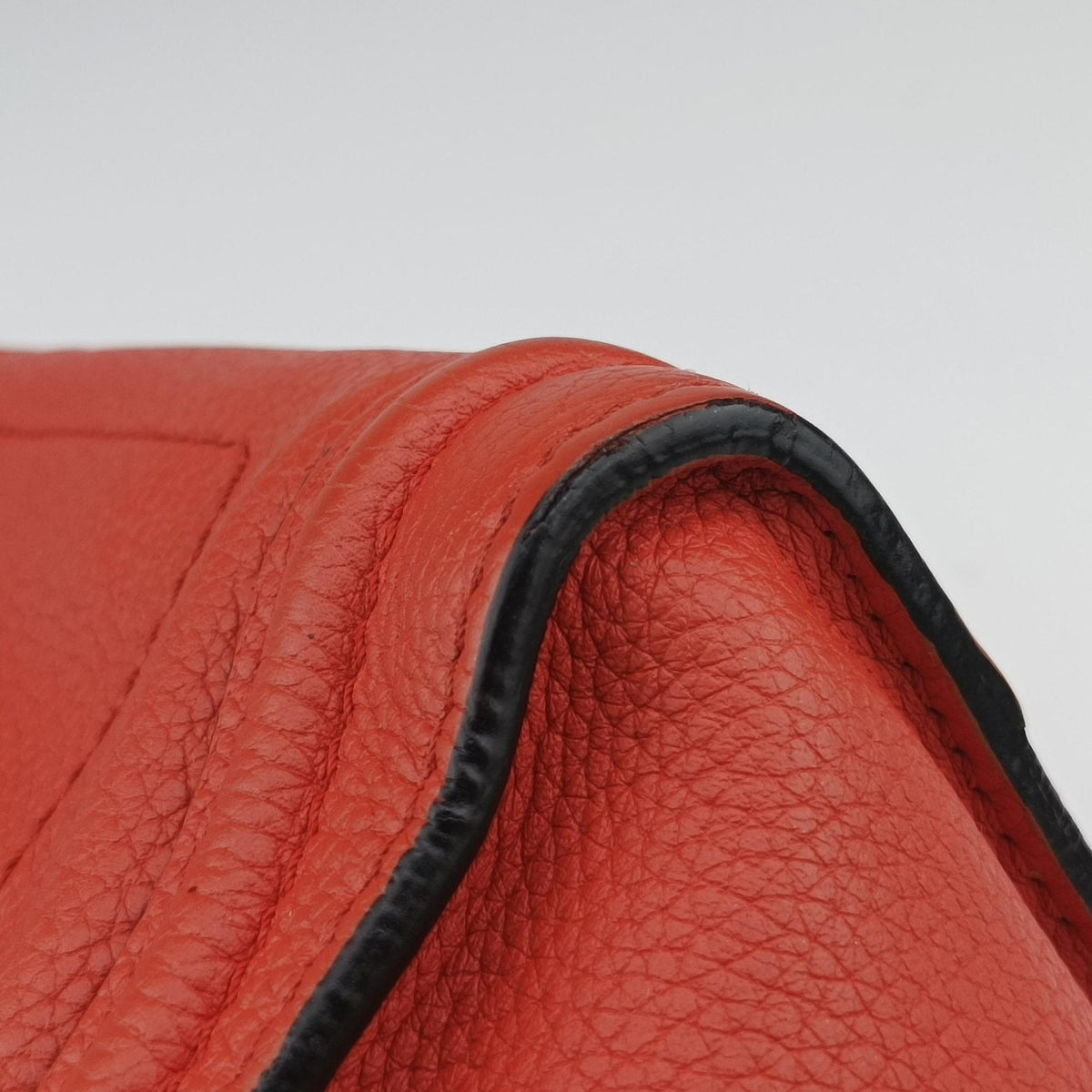 Pre-owned Celine Luggage Micro shopper Orange Leather  shoulderbag | stylenewstar