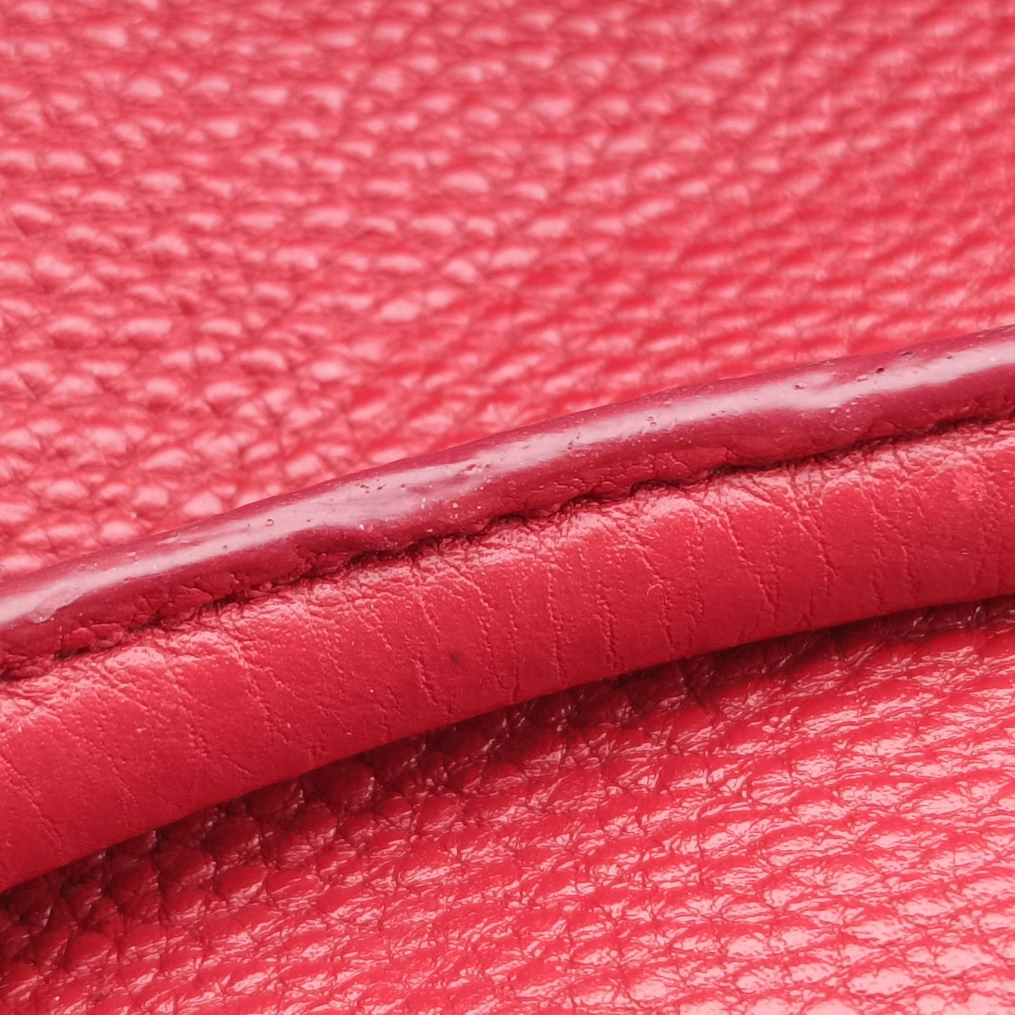 Pre-owned Prada Vitello Daino Top Handle Red Leather BN2420 handbag | stylenewstar