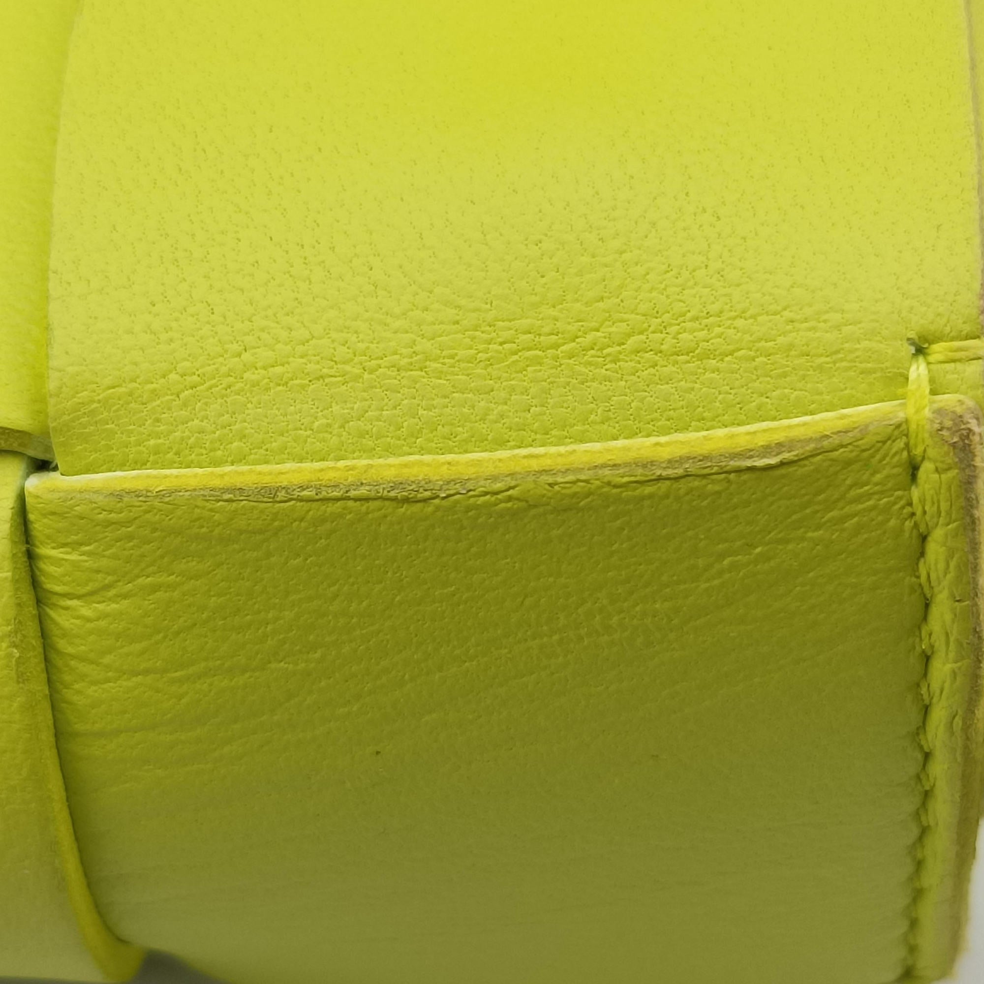 Vintage Bottega Veneta cassette Green lambskin  shoulderbag | stylenewstar