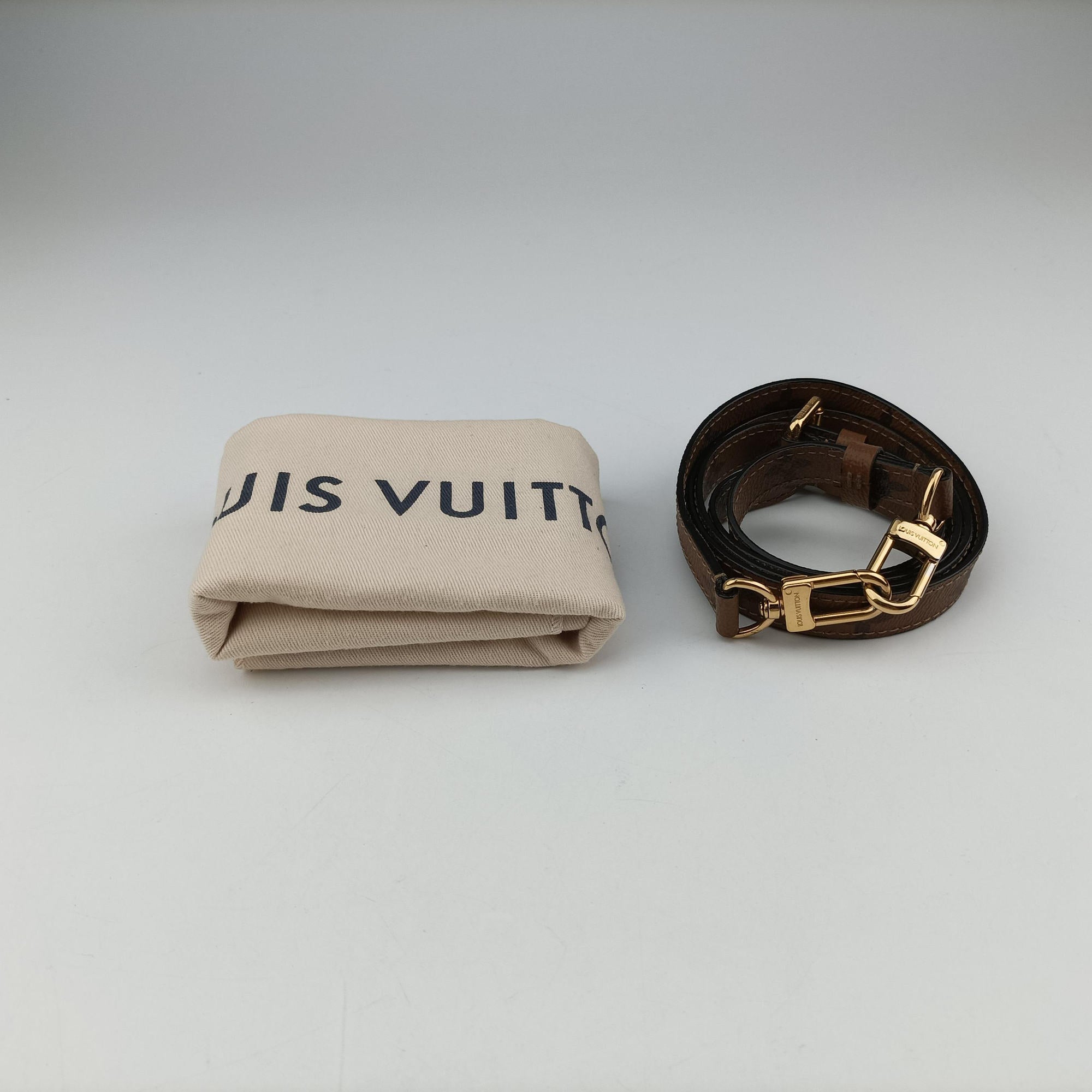 Secondhand Louis Vuitton Pochette Metis MM Brown Monogram Canvas M44876 shoulderbag | stylenewstar