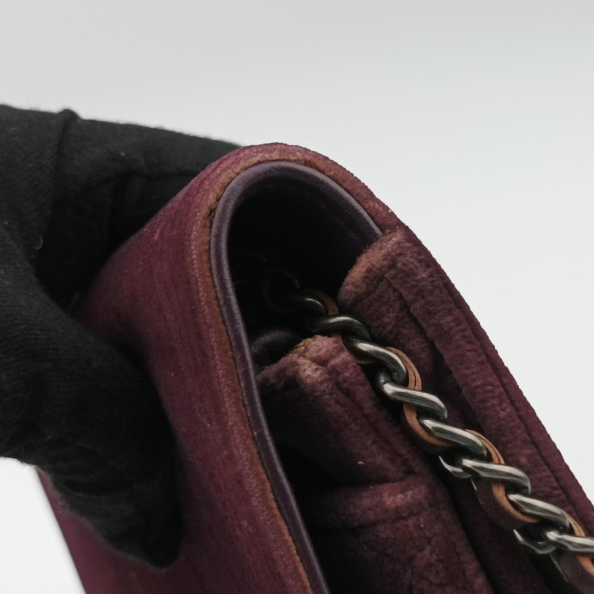 Secondhand Chanel BOY CHANEL Chain Wallet Purple velour A68911 shoulderbag | stylenewstar