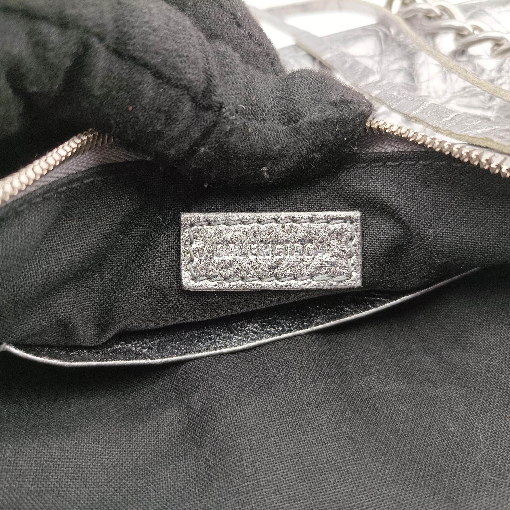 Secondhand Balenciaga Le Cagole mini Silver lambskin  shoulderbag | stylenewstar