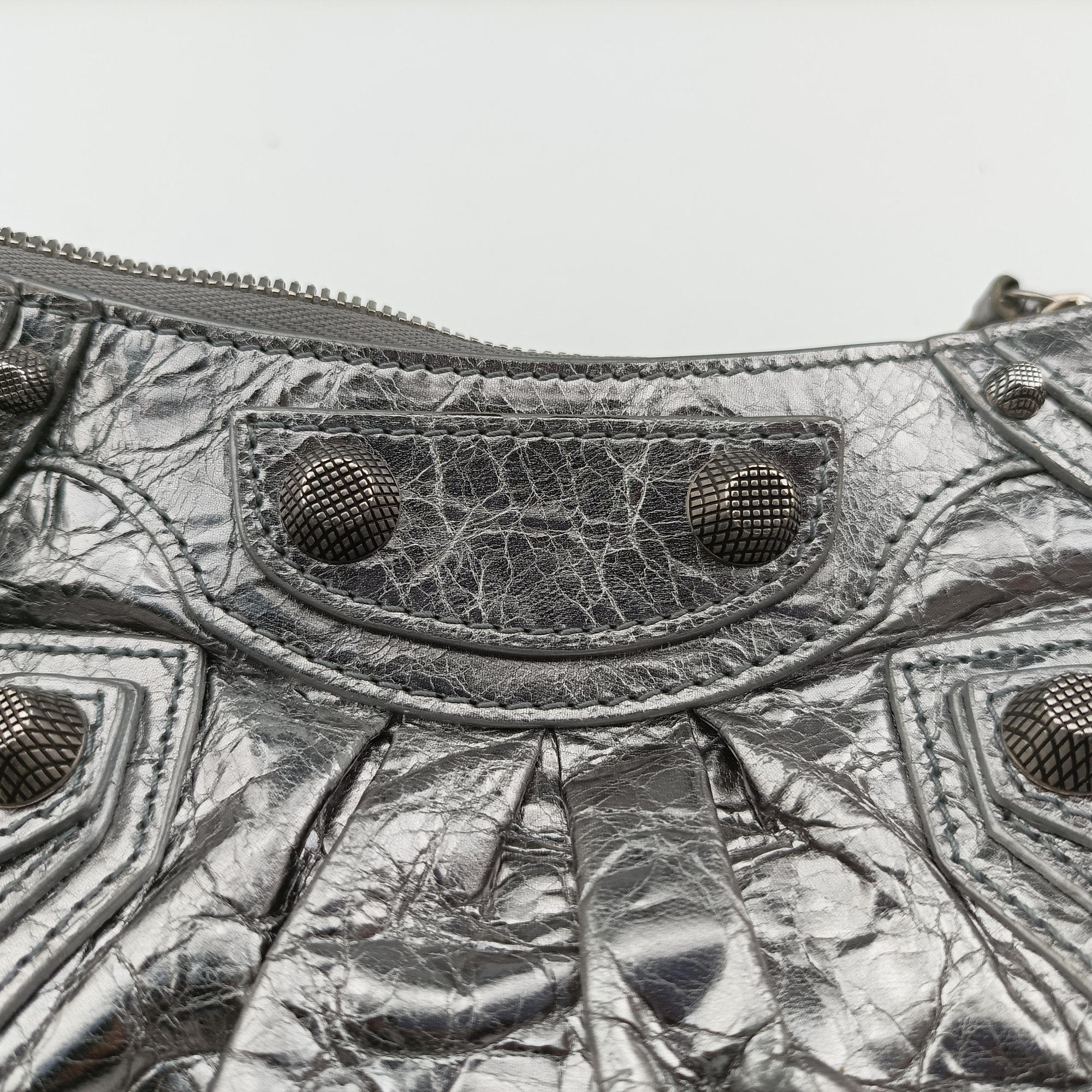 Secondhand Balenciaga Le Cagole mini Silver lambskin  shoulderbag | stylenewstar