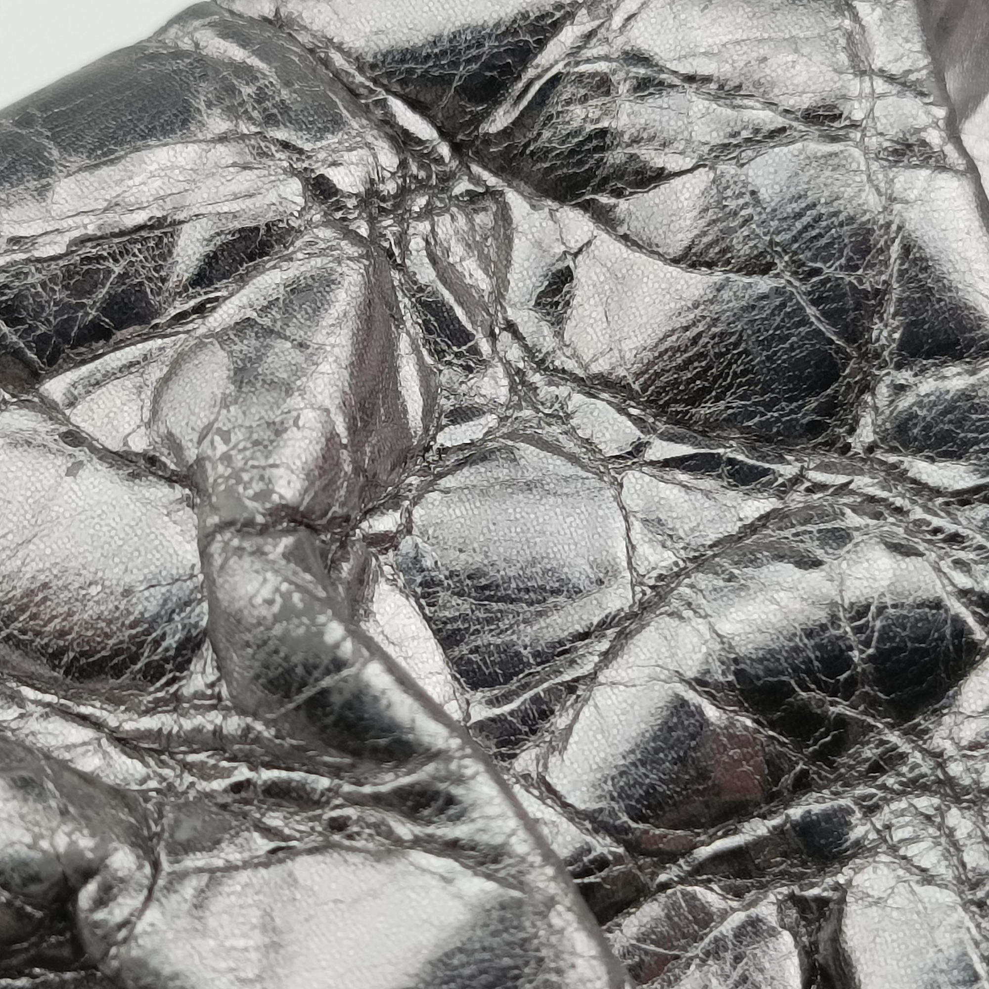 Secondhand Balenciaga Le Cagole mini Silver lambskin  shoulderbag | stylenewstar